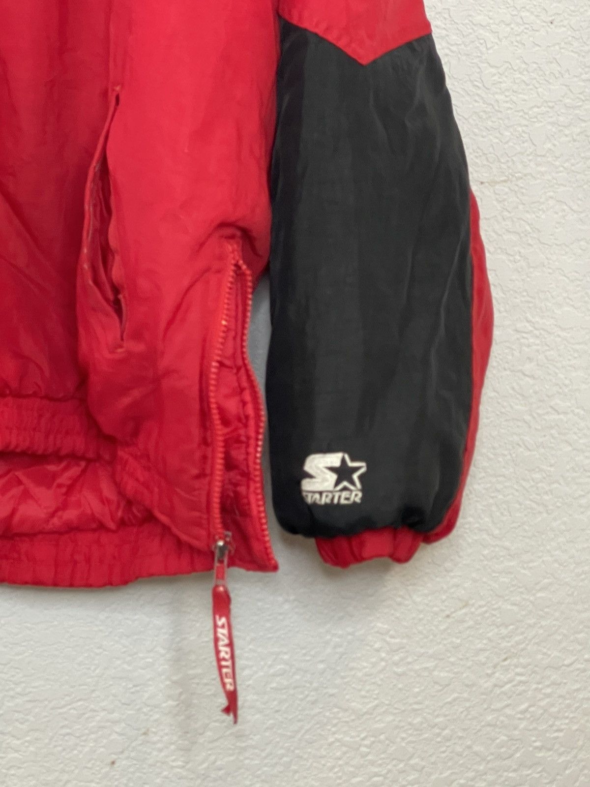 Starter Chicago Bulls Starter Jacket Sz XL with Defects *READ Size US XL / EU 56 / 4 - 4 Thumbnail