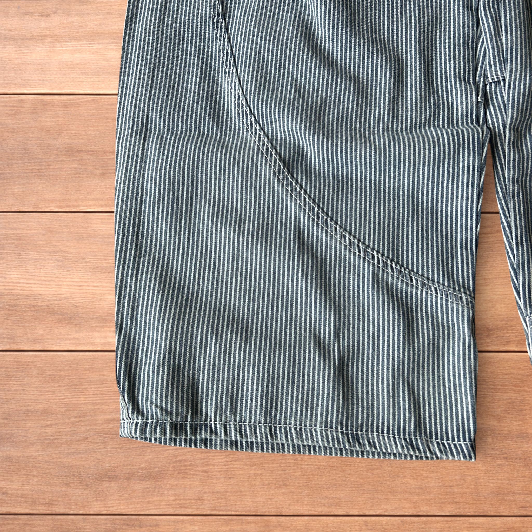 Japanese Brand Super baggy wide leg pinstripe cargo trousers in blue/white. Size US 34 / EU 50 - 5 Thumbnail