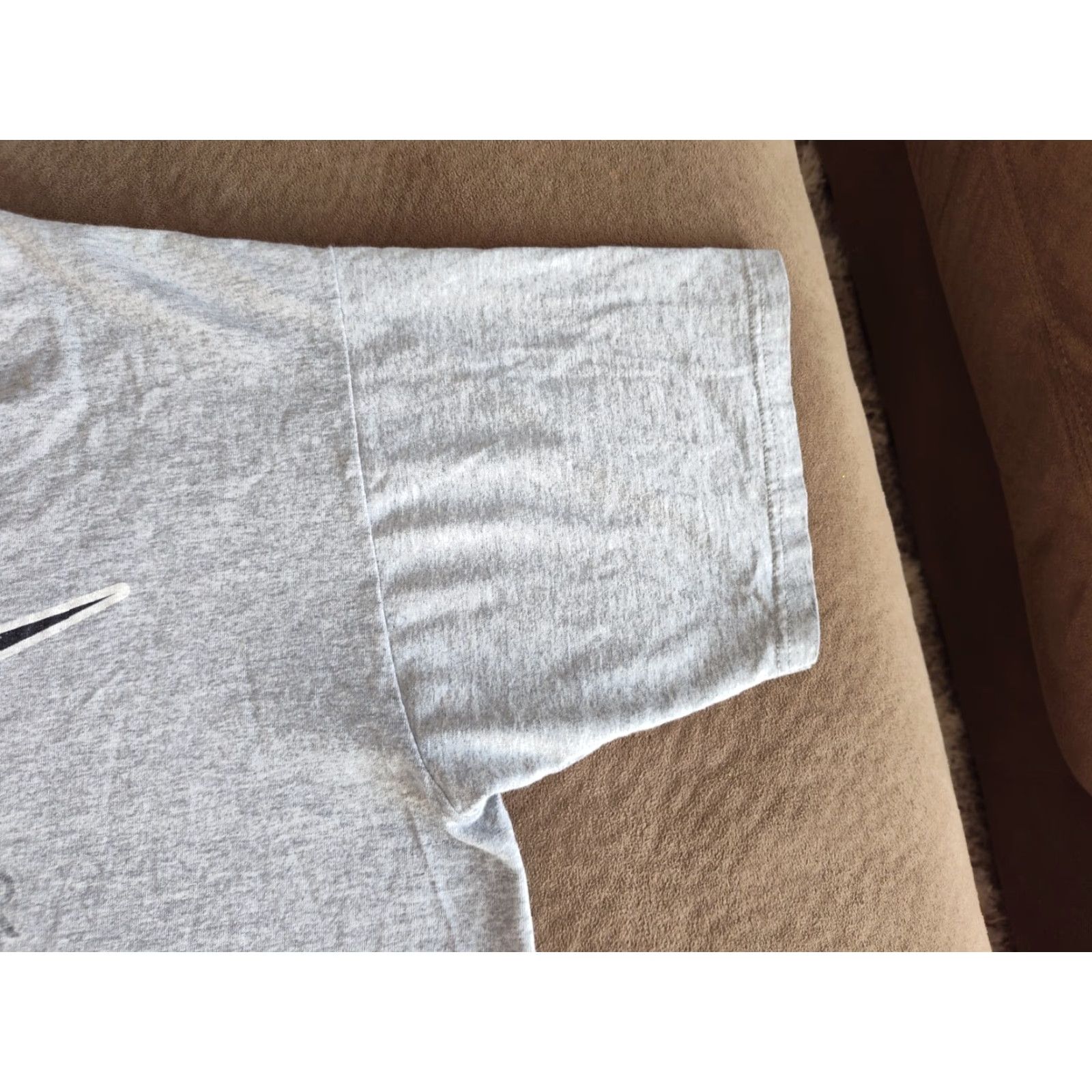 Nike VINTAGE Nike Shirt Mens T-Shirt Gray Short Sleeve V-Neck Large USA Made Cotton USA Mens Size US L / EU 52-54 / 3 - 6 Thumbnail