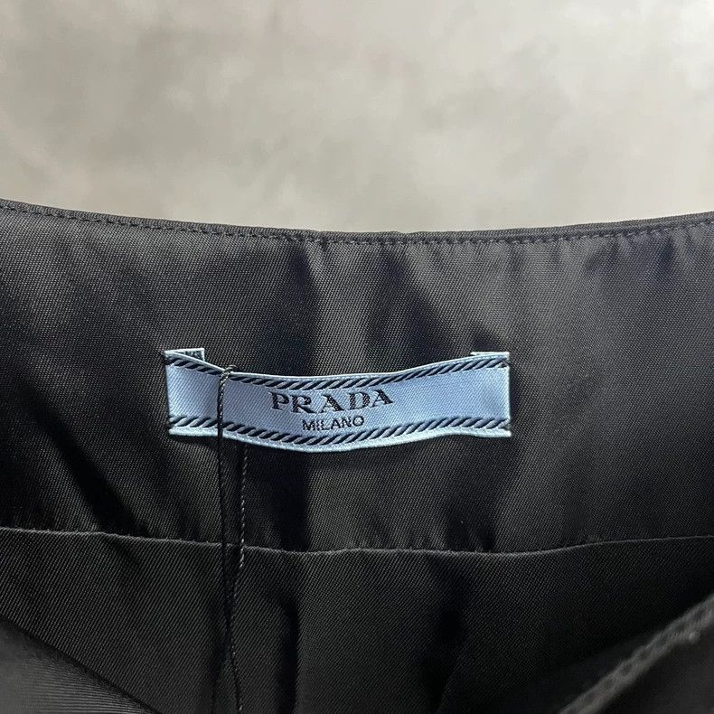 Prada Prada The latest black recycled nylon sleeveless A-line dre Size XS / US 0-2 / IT 36-38 - 2 Thumbnail