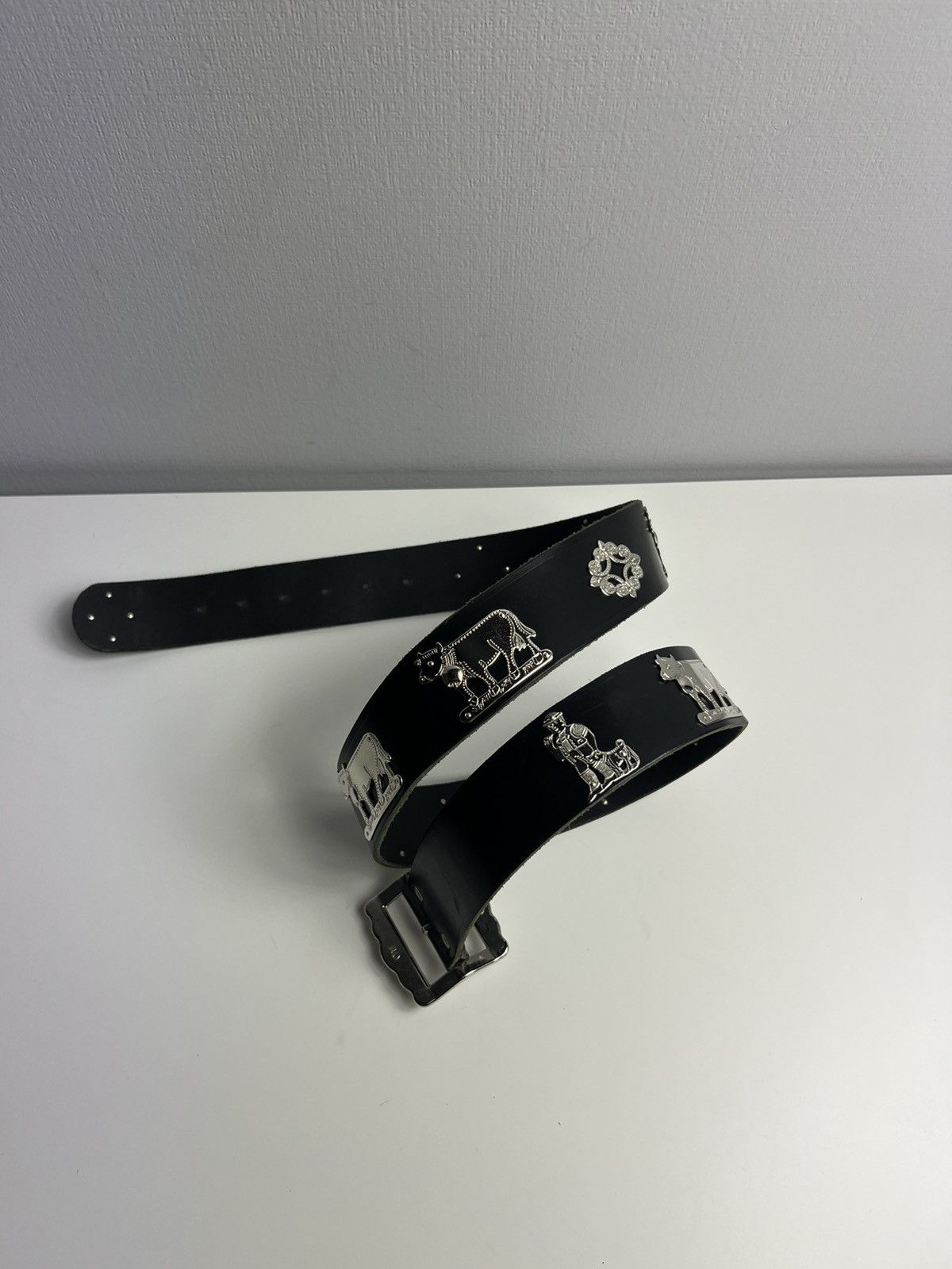 Etro Black Leather Belt 110 Silver Metal Animal & Sun Motifs