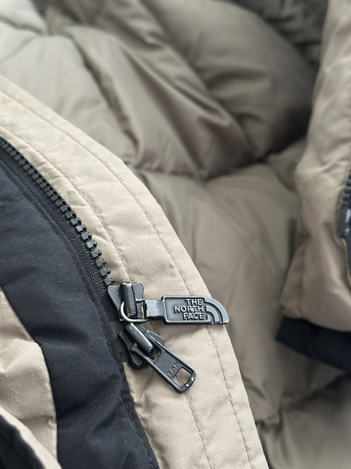 The North Face Vintage The North Face Gore-Tex Shell Puffer Jacket Small Size US S / EU 44-46 / 1 - 11 Thumbnail