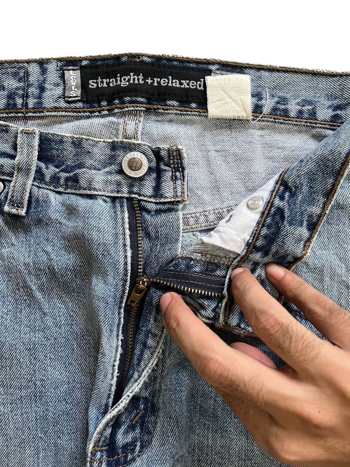 Levi's Vintage 80s Levis Silver Tab Blue Wash Distress Baggy Jeans Size US 31 - 10 Thumbnail