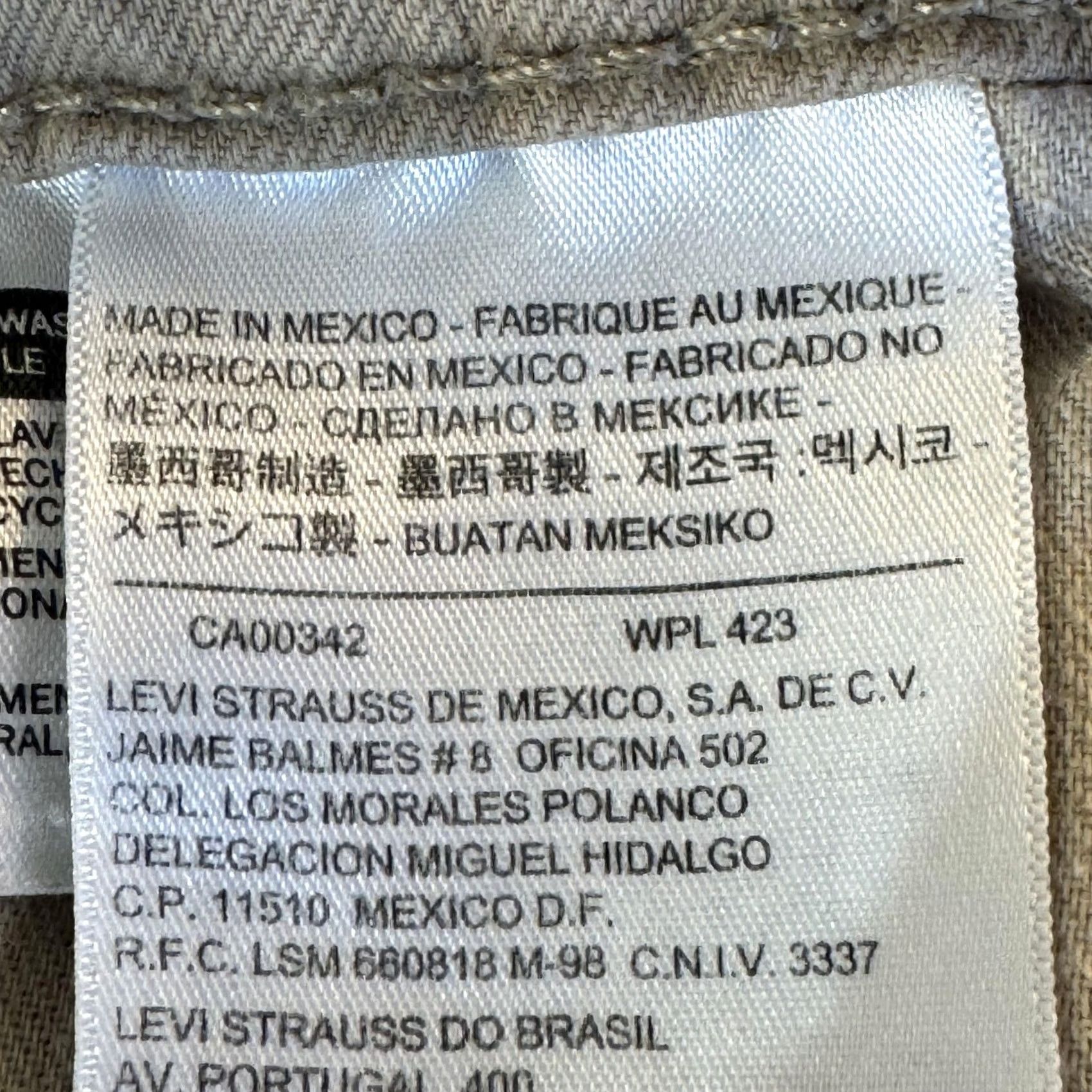 Levi's VINTAGE Levis 513 Jeans Mens 30x32 Khaki Slim Straight Stretch Denim Beige Zip Fly Size US 30 / EU 46 - 5 Thumbnail