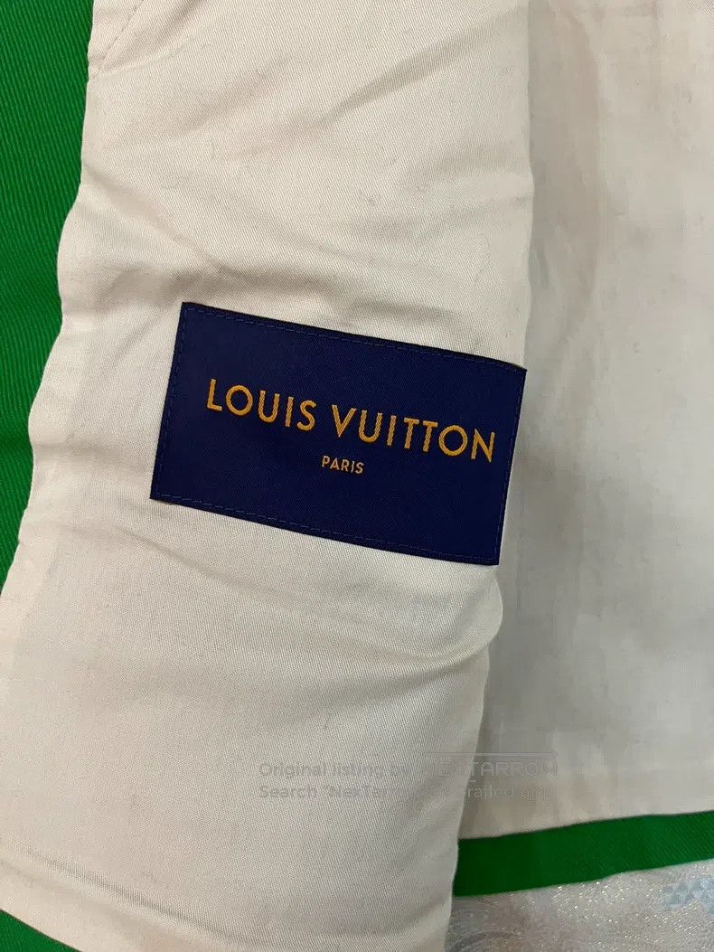 Louis Vuitton Louis Vuitton Full logo three-dimensional embossing jacket Size US M / EU 48-50 / 2 - 5 Thumbnail