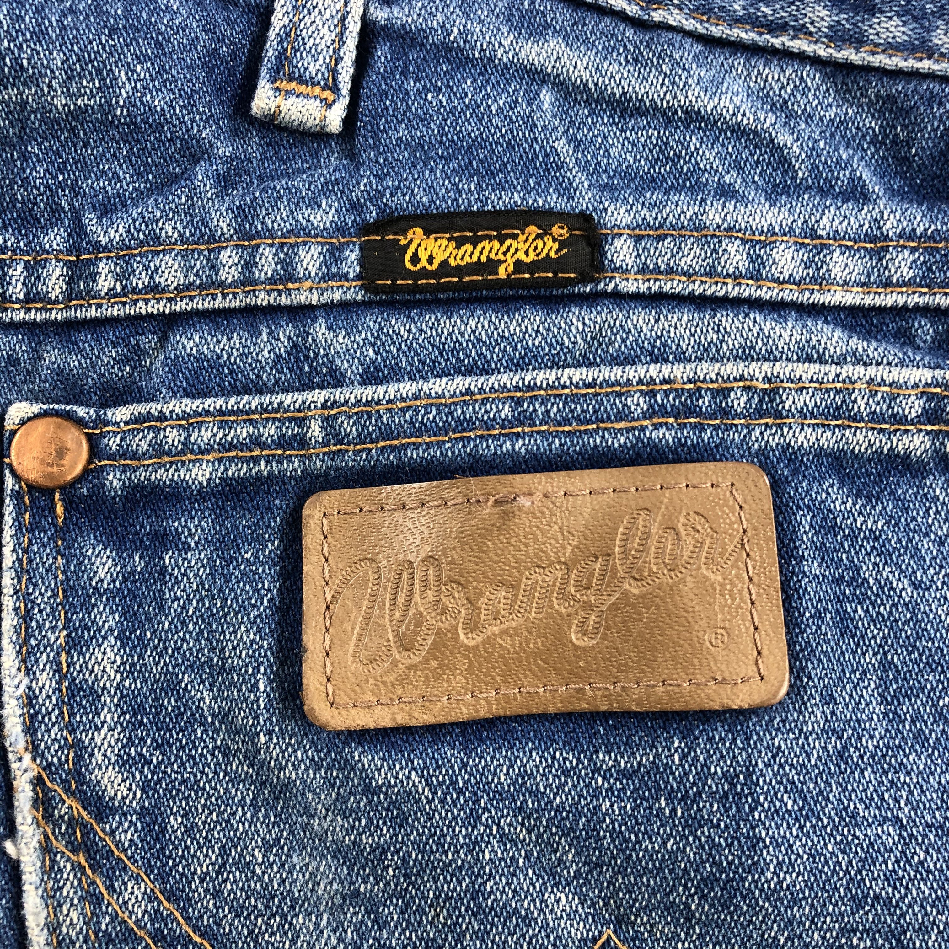 Vintage Vintage Blue Wash Wrangler Jeans-J2163 Size US 33 - 5 Thumbnail