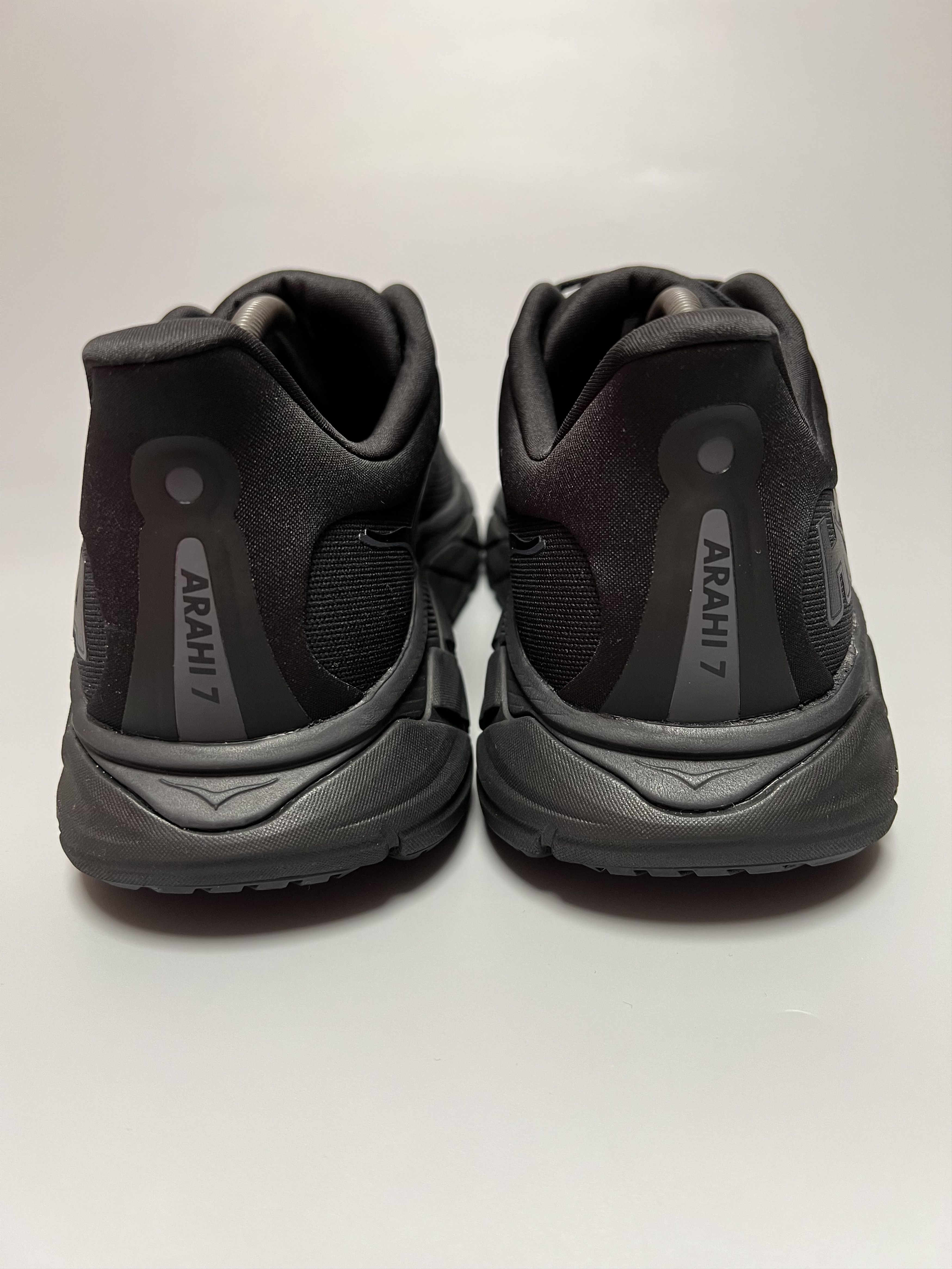 Hoka 12.5 EE Hoka One One Arahi 7 Wide Running Shoes Walking Size US 12.5 / EU 45-46 - 3 Thumbnail