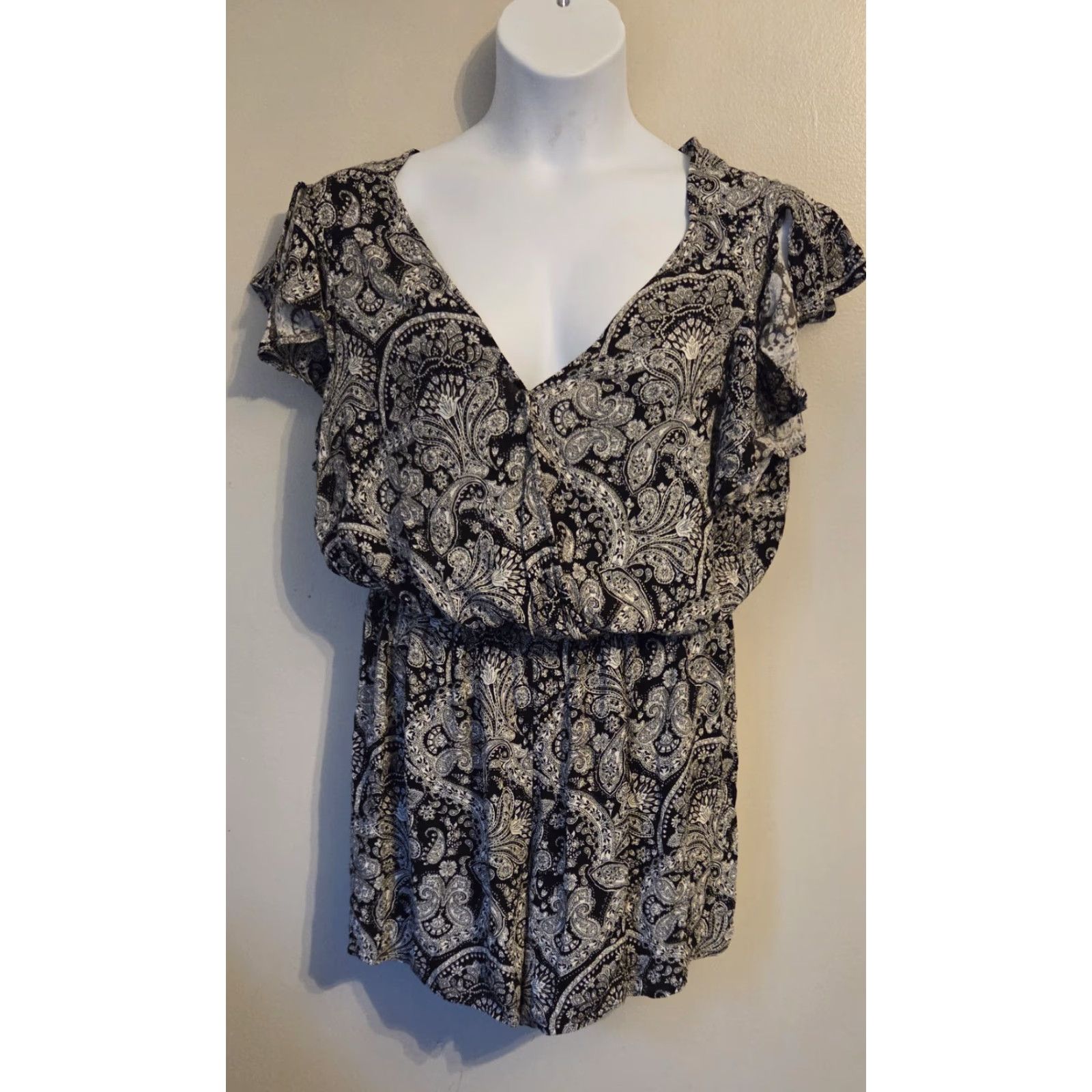 Vintage Terra & Sky Deco Paisley Romper Top Shorts Boho 1X Black Womens Romper Paisley 1X Terra & Sky Deco Romper Boho Black Womens 1X Size XL / US 12-14 / IT 48-50 - 2 Thumbnail