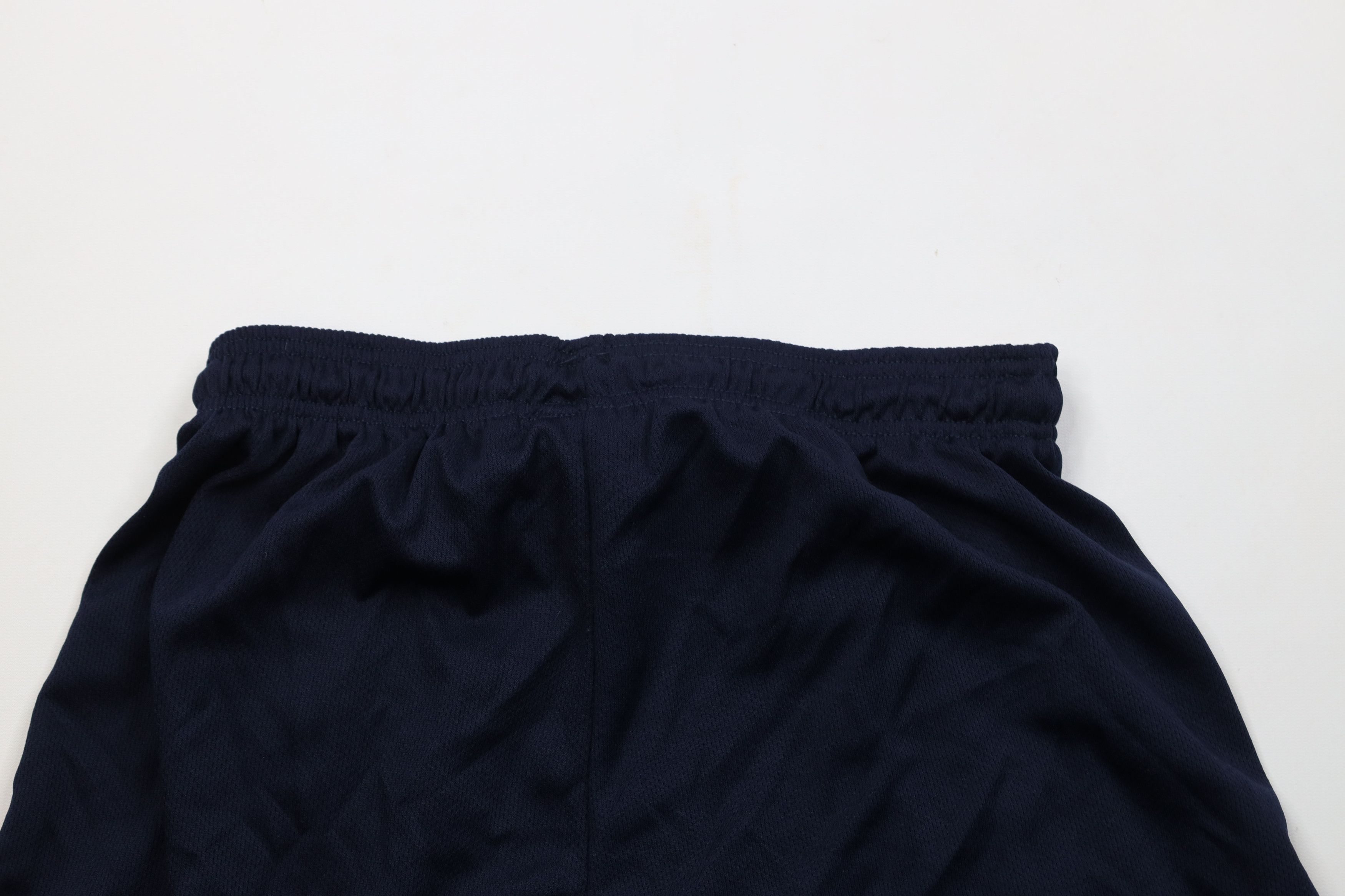 Vintage Vintage Y2K Streetwear Above Knee Mesh Basketball Shorts Size US 32 / EU 48 - 8 Thumbnail