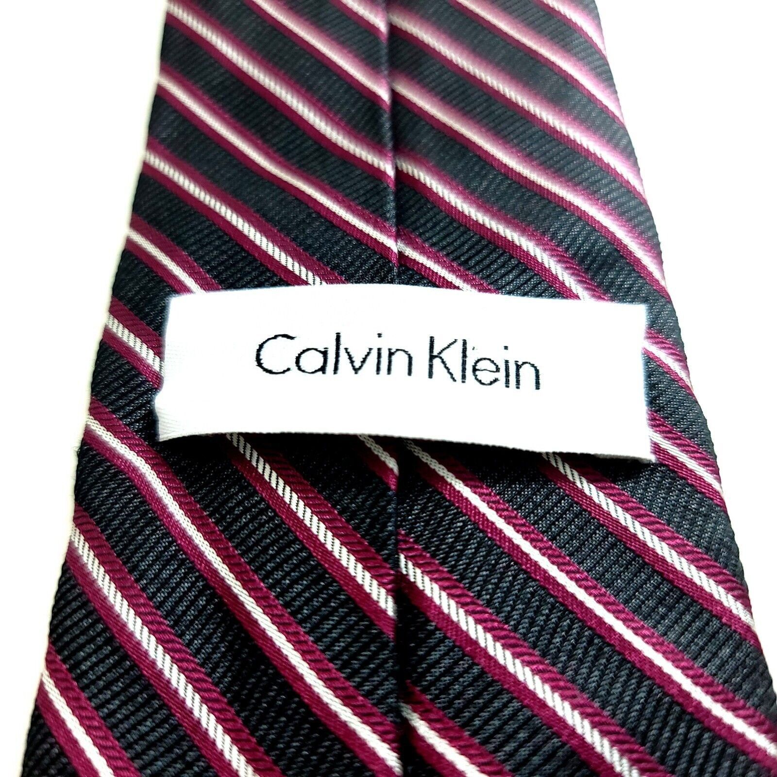 Calvin Klein Calvin Klein Gray Red Striped Woven Skinny Silk Tie Size ONE SIZE - 3 Thumbnail