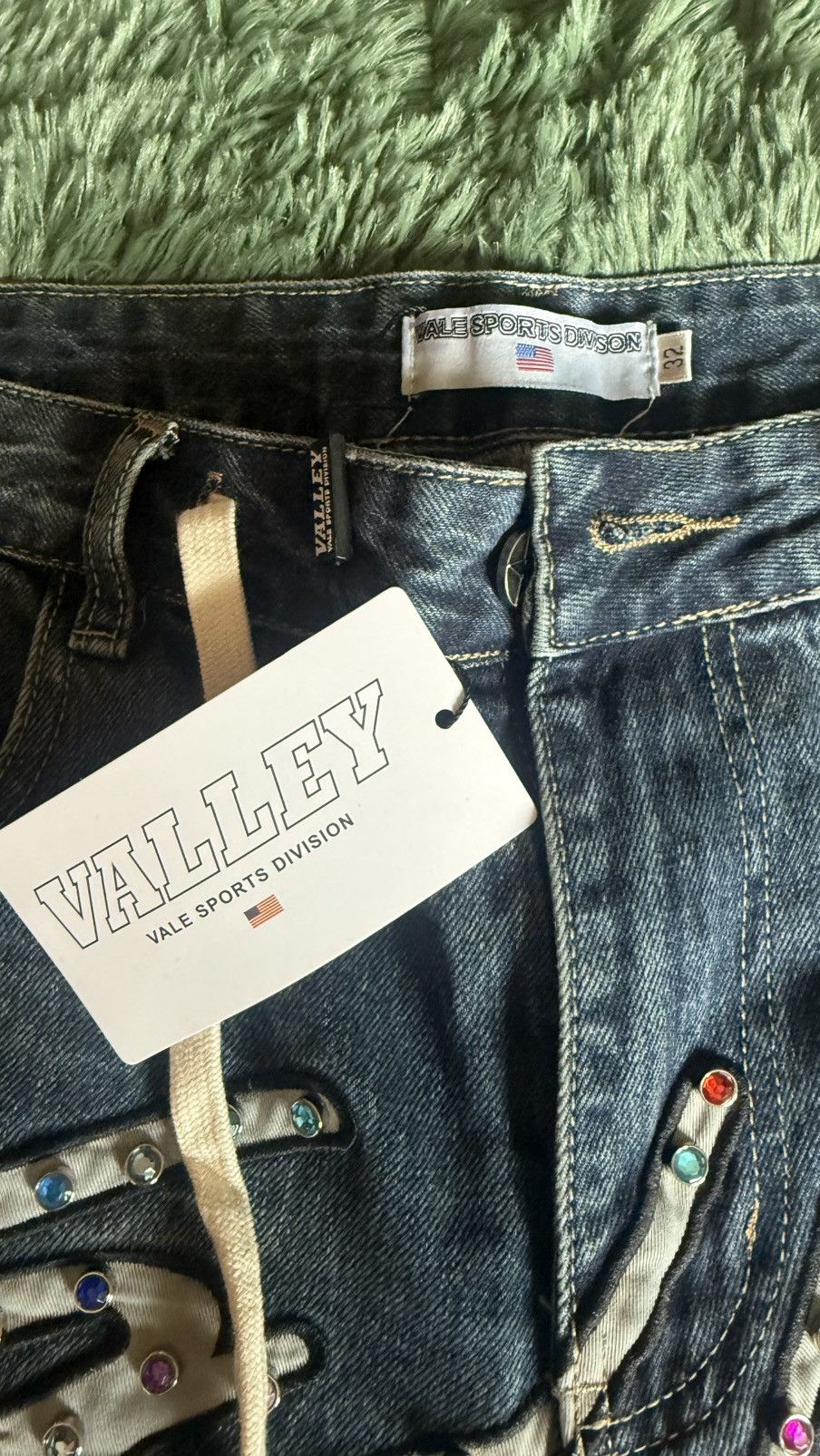 Other Valley Forever “Skittles” Jorts Size US 32 / EU 48 - 4 Thumbnail