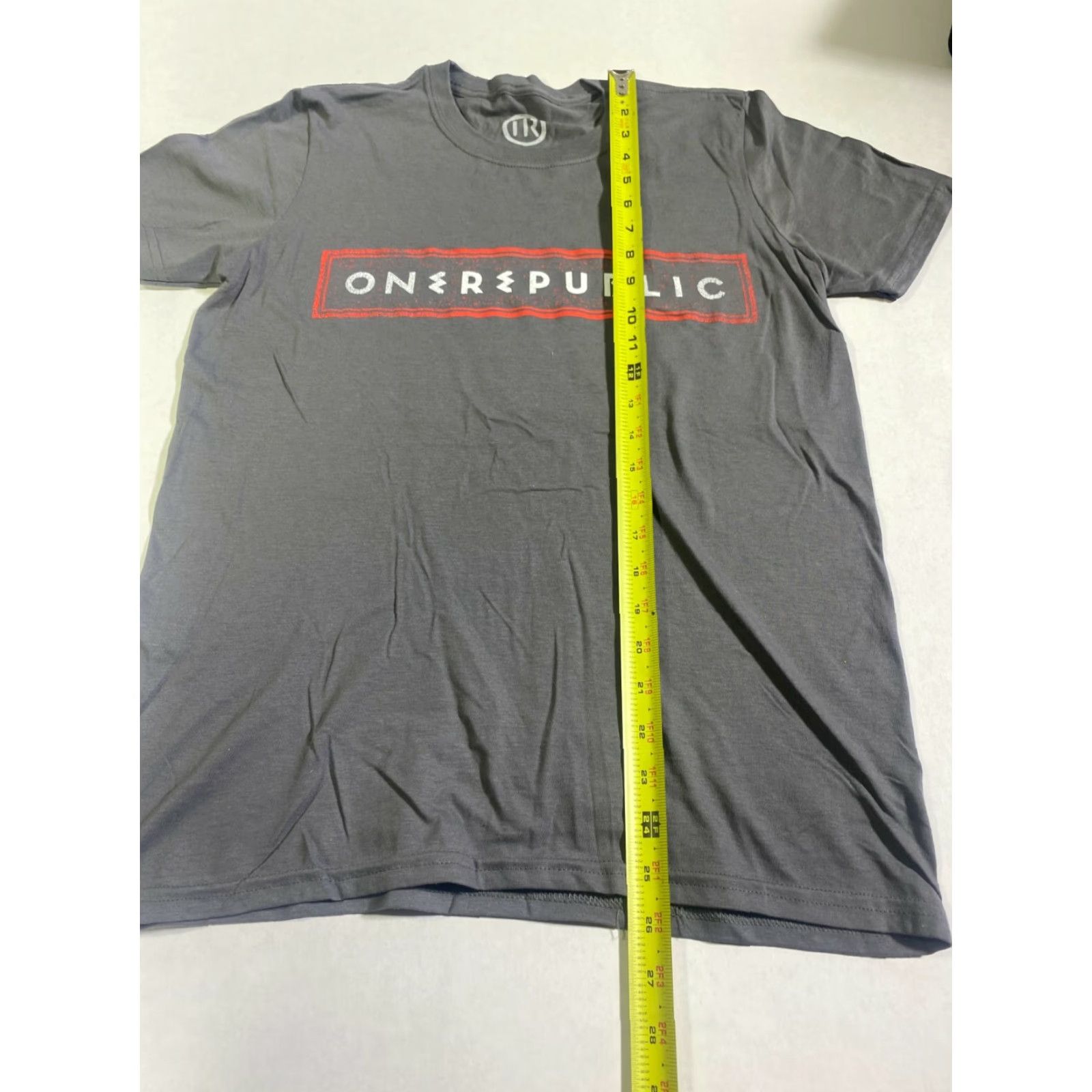 New Republic VINTAGE ONEREPUBLIC Canada Tour 2015 Grey Long Sleeve T-Shirt Official Merchandise Size S Unisex Adults Band Music Mens Size US S / EU 44-46 / 1 - 5 Thumbnail