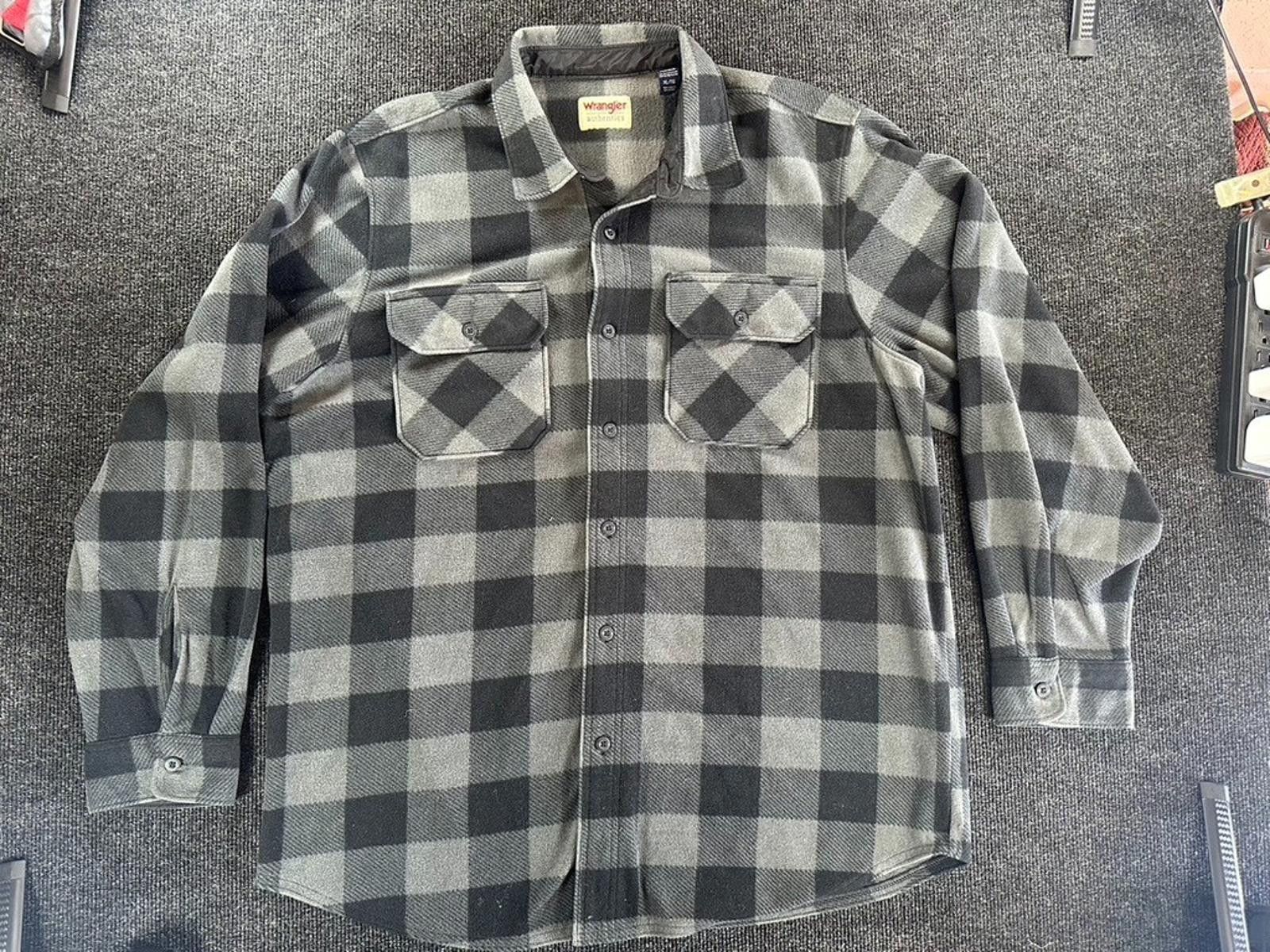 Wrangler Wrangler Authentics XL Gray/Black Button Down Fleece Size US XL / EU 56 / 4 - 2 Thumbnail