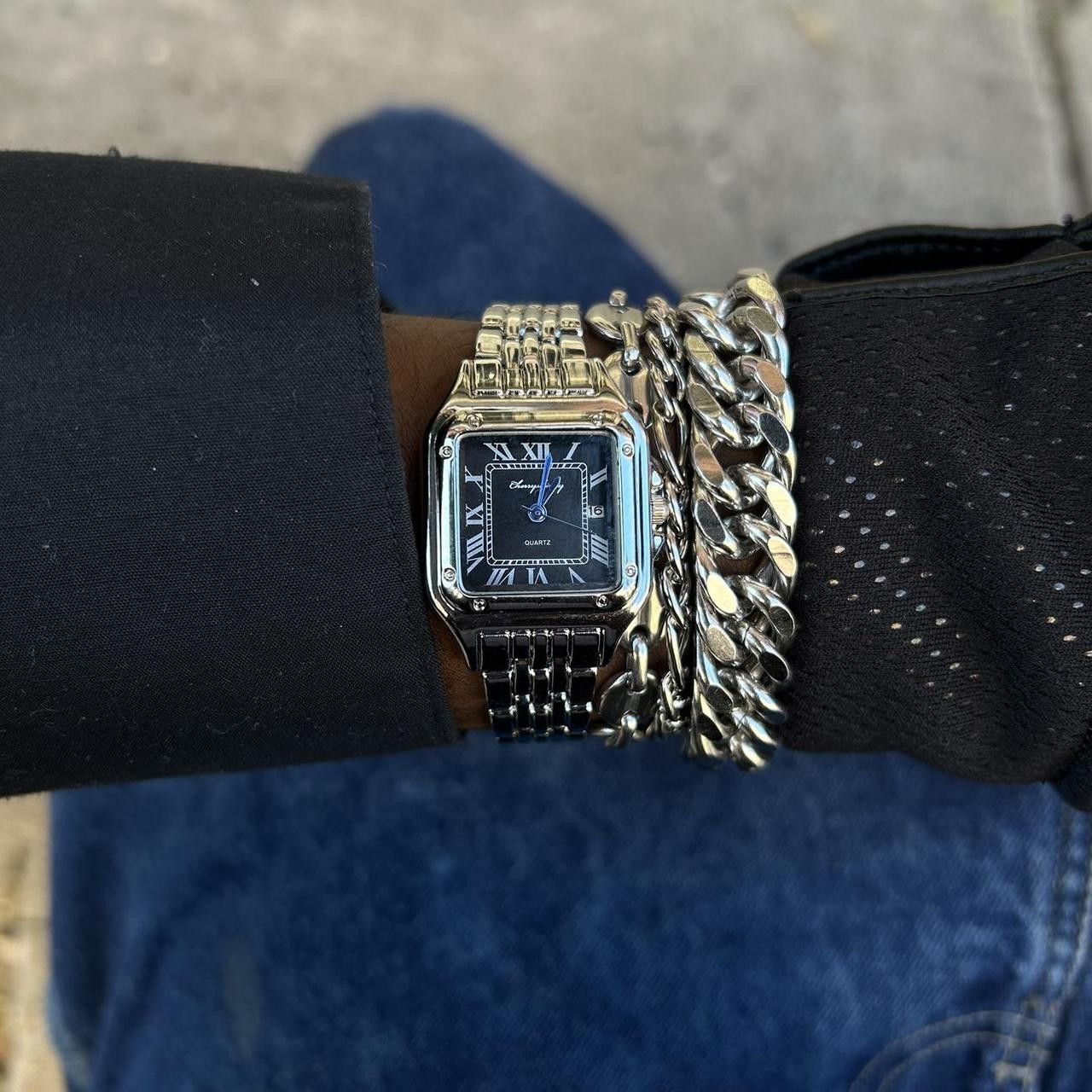 Vintage Vintage 2000s Style Black Rectangular Quartz Face Watch Size ONE SIZE - 1 Thumbnail