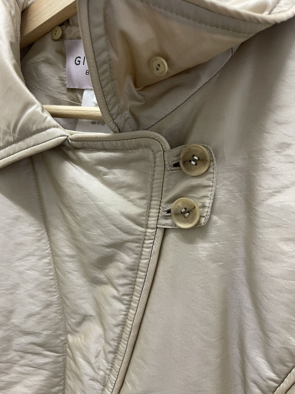 Givenchy Givenchy Boutiques Puffer Buttons Jacket Size S / US 4 / IT 40 - 11 Thumbnail