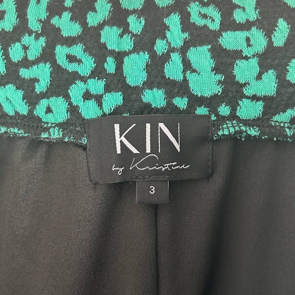 KIN NWT Kin By Kristine Cheetah Jacquard Trumpet Skirt PLUS 3X Size 42" / US 20 - 7 Thumbnail