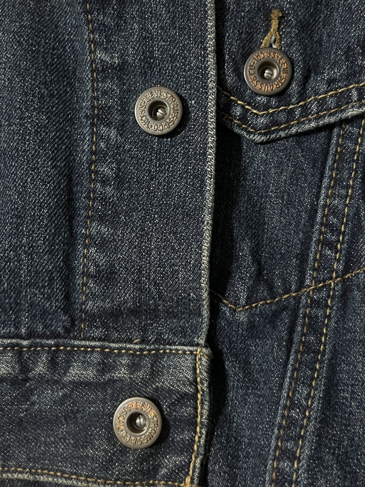 Levi's Vintage Men’s Levi’s Denim Jacket - size L Size US L / EU 52-54 / 3 - 7 Thumbnail