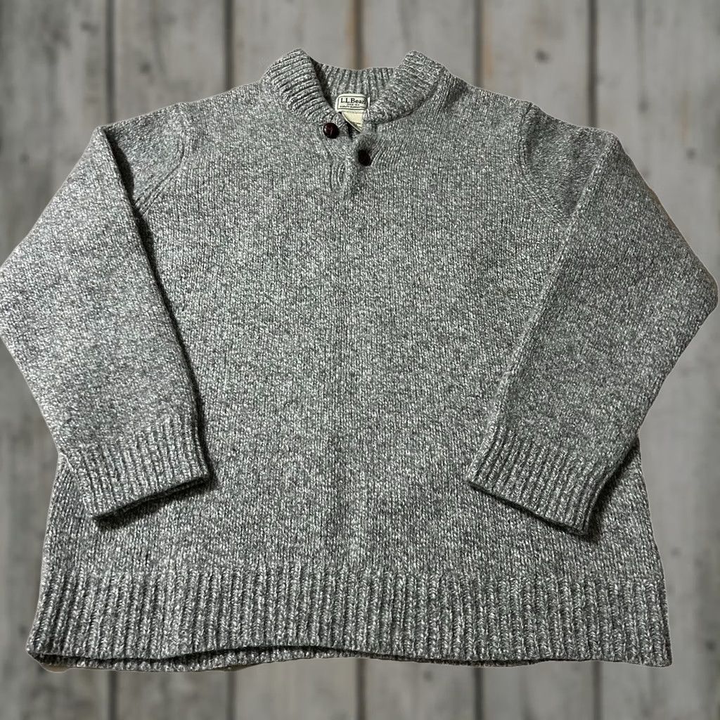 Vintage VINTAGE L.L. Bean Grey Lambswool Henley Sweater XL Men 90s Size US XL / EU 56 / 4 - 1 Thumbnail