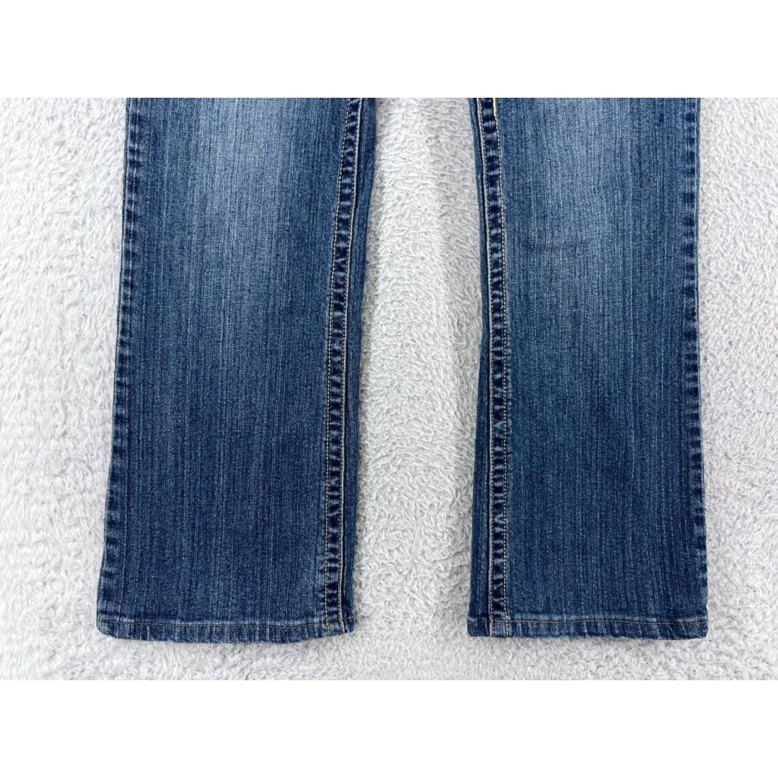 Guess VINTAGE Guess Jeans Womens 13 Blue Denim Jeans Bootcut Embellished Logo 5-Pocket Cotton Blend Blue Size 34" / US 12 / IT 48 - 5 Thumbnail