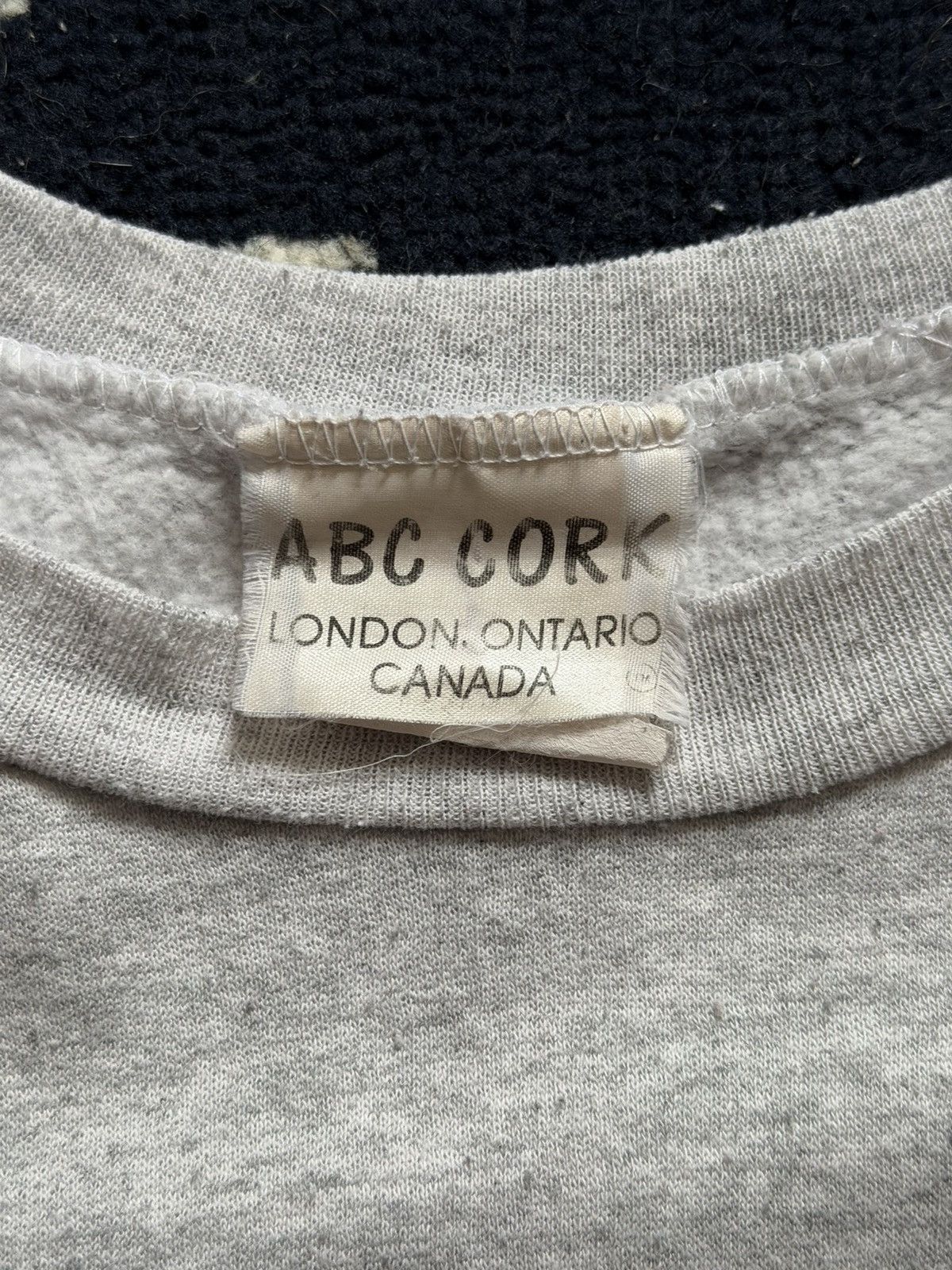 Vintage 1990s Vintages Wine Drinking “Aged to Perfection” Crewneck Size US M / EU 48-50 / 2 - 3 Thumbnail