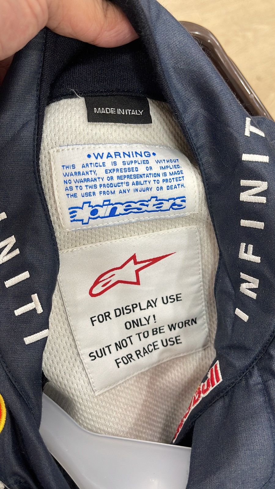 Formula 1 🔥HALL OF FAME LEGENDARY F1 2013 SEBASTIAN VETTEL SIGNED SUIT Size US 34 / EU 50 - 10 Thumbnail
