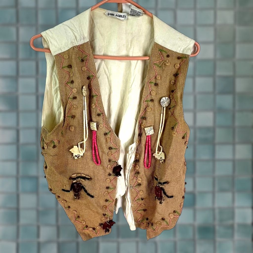 Vintage VINTAGE Jane Ashley Nepal Beaded Embroidered Vest Womens JR Size L Open Beige Size L / US 10 / IT 46 - 1 Thumbnail