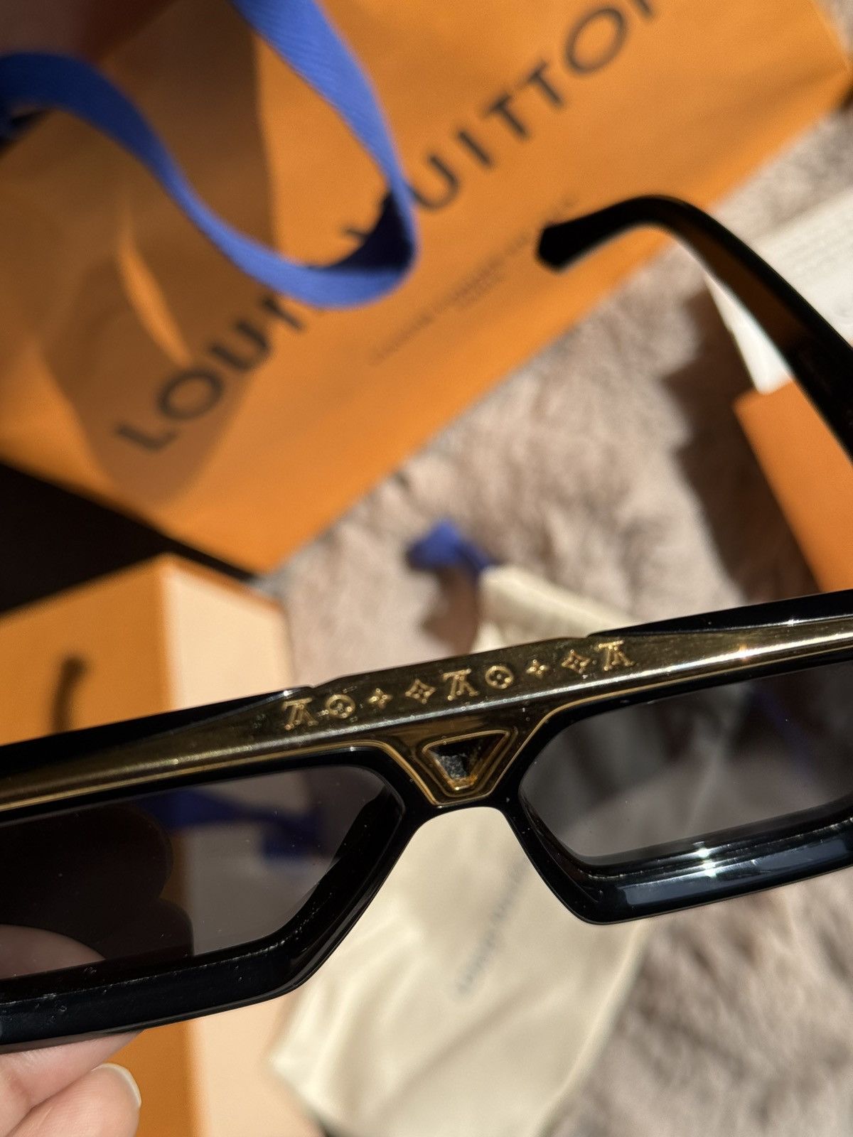 Louis Vuitton × Virgil Abloh Louis Vuitton 1.1 Evidence Size ONE SIZE - 3 Thumbnail
