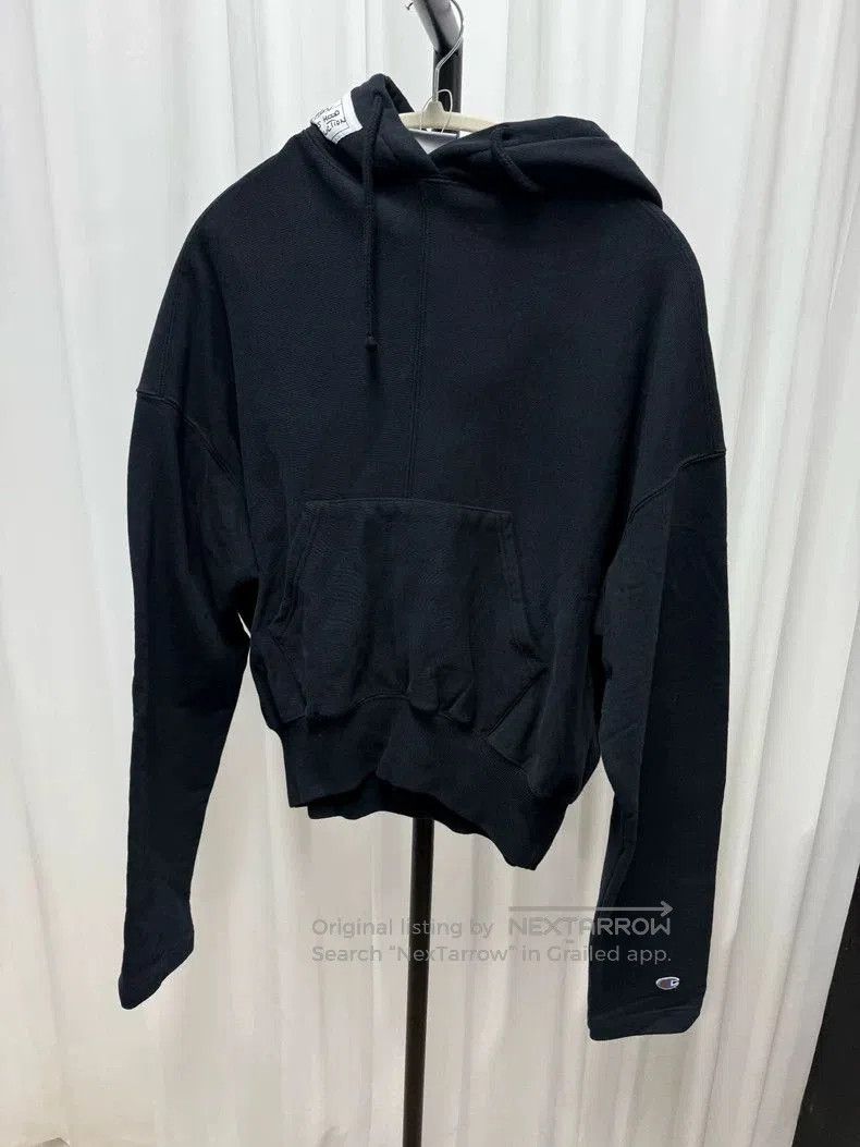 Vetements vetements x champion black cropped hoodie . Size US L / EU 52-54 / 3 - 1 Thumbnail
