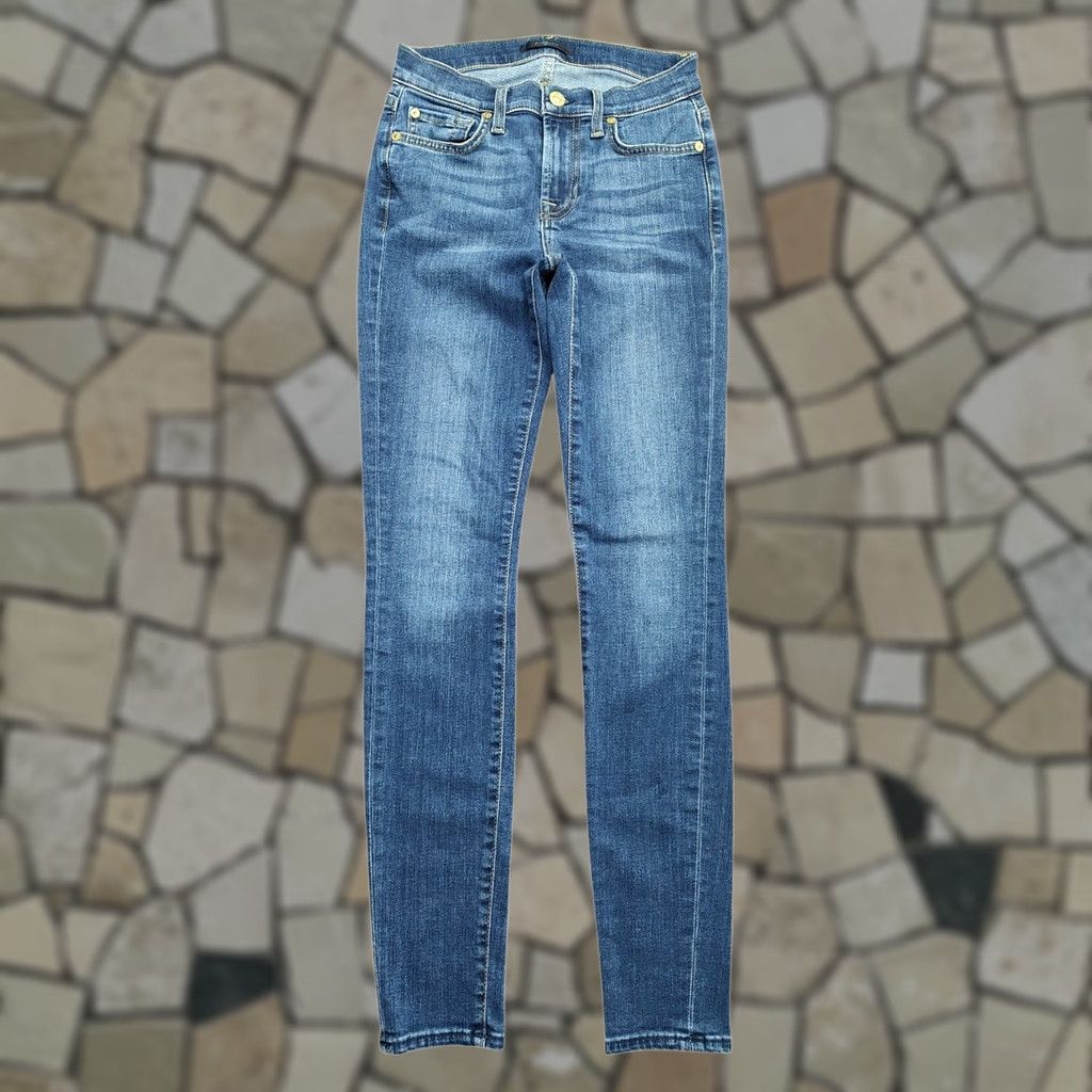 7 For All Mankind 7 For All Mankind Jeans Womens 25 Blue Skinny High Waist Gwenevere Slim Stretch 29in Inseam Denim Zip Pocket USA 90s Brand: 7 For All Mankind Size 42" / US 20 - 1 Thumbnail