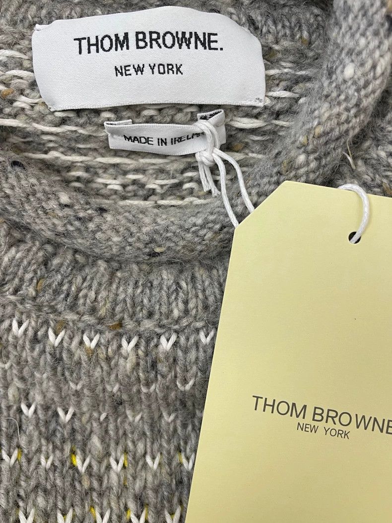 Thom Browne Thom browne Beige and gray color matching show crab four-st Size US M / EU 48-50 / 2 - 5 Thumbnail