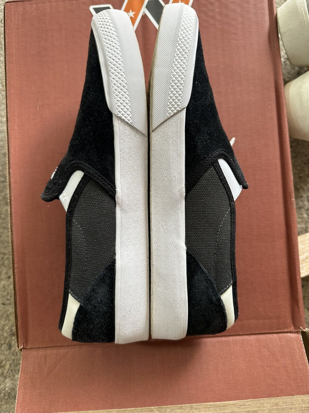 Adidas Adidas Gonz slip ons Size US 10.5 / EU 43-44 - 2 Thumbnail