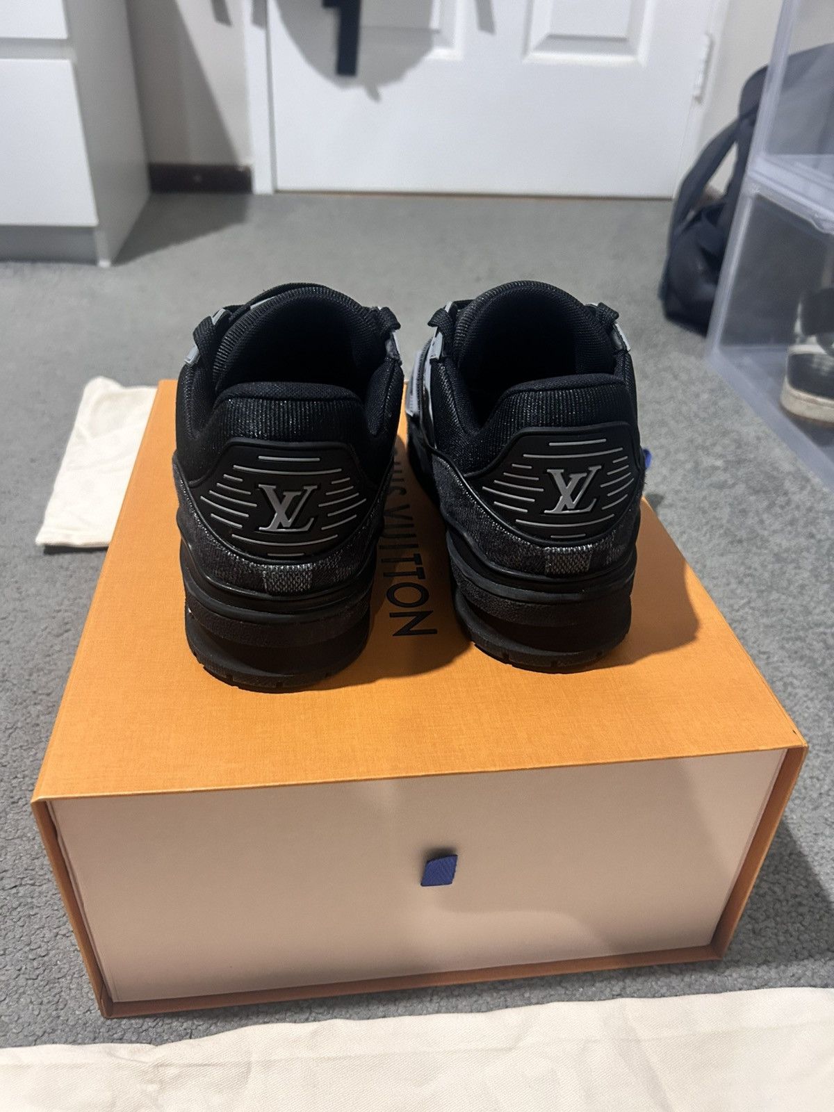 Louis Vuitton Louis Vuitton trainer sneaker Size US 8 / EU 41 - 4 Thumbnail
