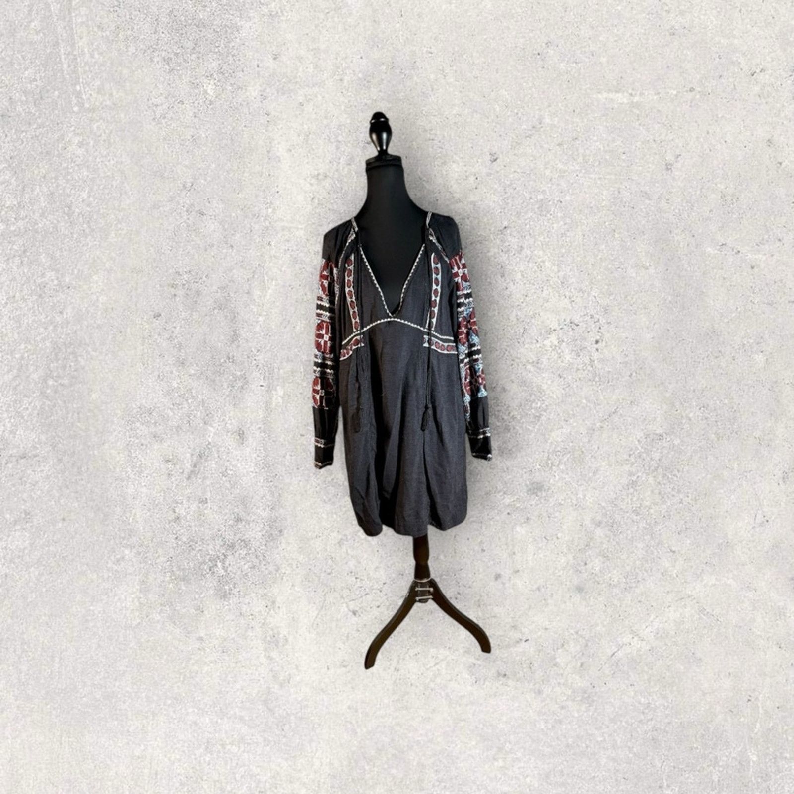 Free People Embroidered Black Dress Size S / US 4 / IT 40 - 2 Thumbnail