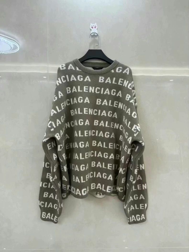 Balenciaga Balenciaga White and Brown Full Print Letter Logo Sweater Size US L / EU 52-54 / 3 - 1 Thumbnail