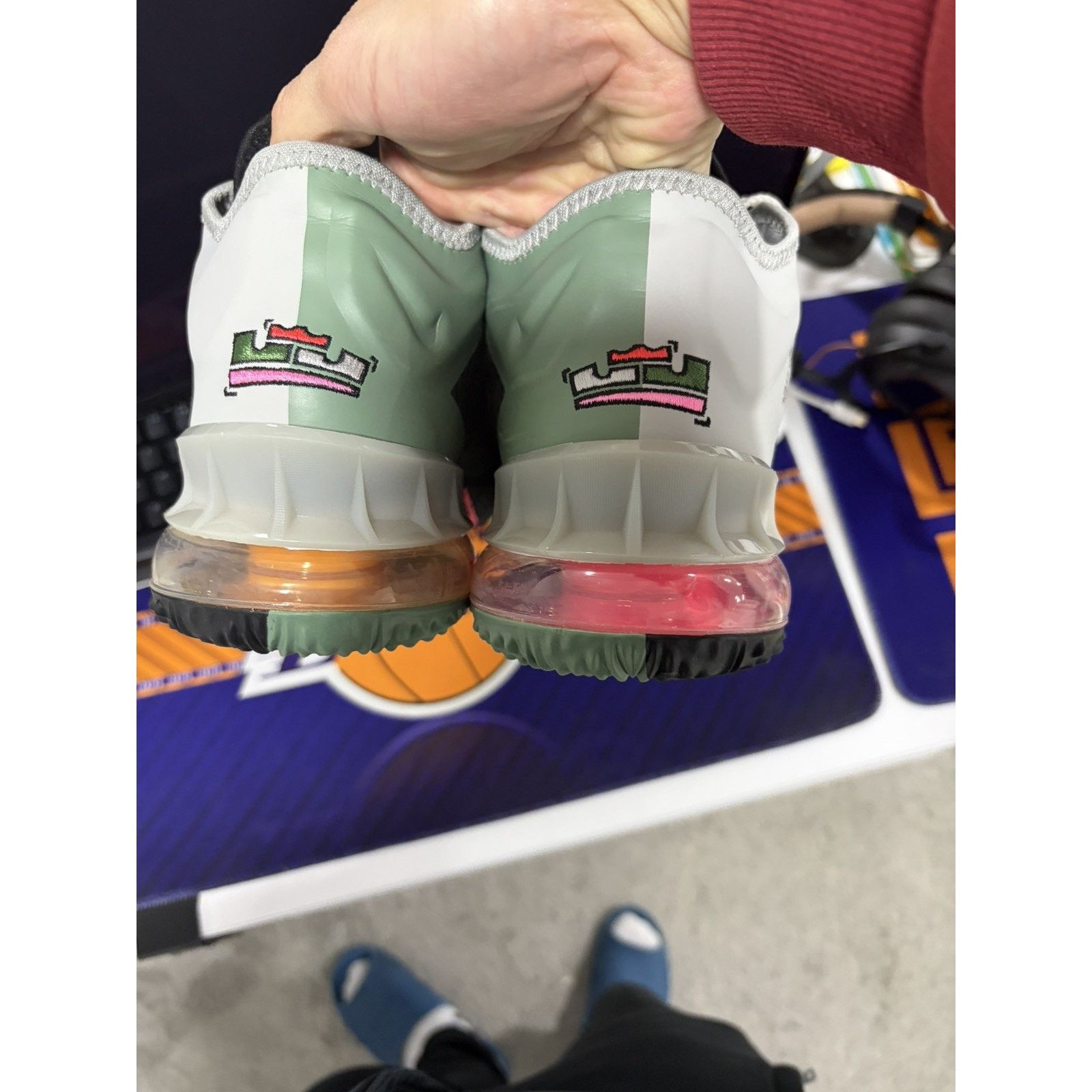 Nike Size 9-Nike LeBron 18 Low Size US 9 / EU 42 - 7 Thumbnail