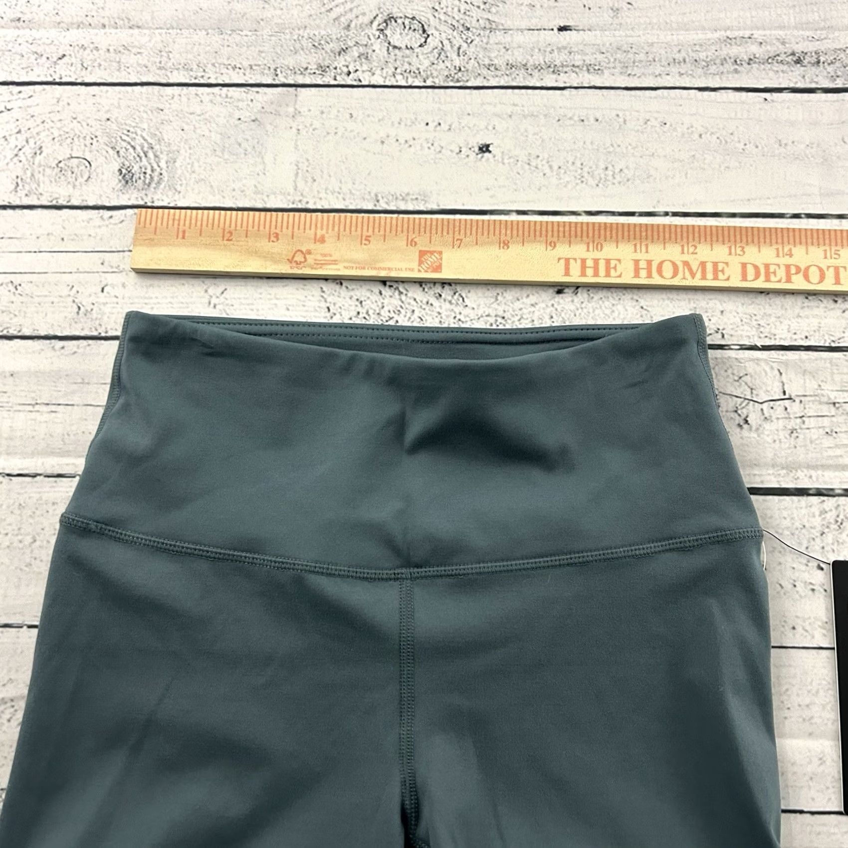 Vintage Yogalicious Lux Hi Rise 5" Inseam Athletic Shorts Women's S Blue BikER Activewear Womens Shorts Size 28" / US 6 / IT 42 - 4 Thumbnail