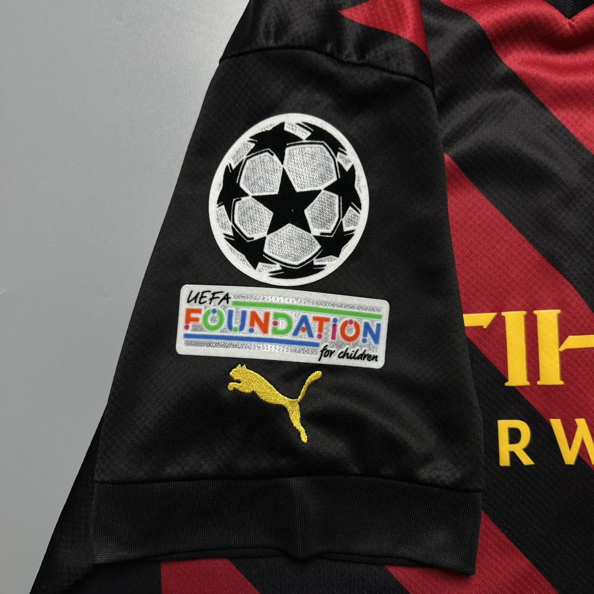 Puma MAN CITY PUMA 2022/2023 FOOTBALL AWAY JERSEY #9 HAALAND Size US L / EU 52-54 / 3 - 8 Thumbnail