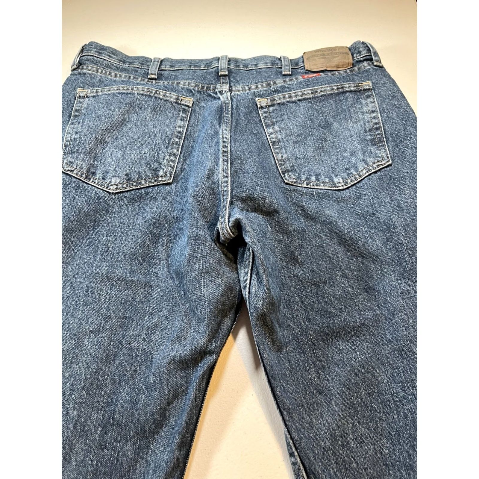 Wrangler Wrangler Jeans Men’s 38x29 Premium Quality Light Denim Jeans Blue 5-Pocket Regular Mid Rise Cotton Blend Denim USA Logo Size US 38 / EU 54 - 6 Thumbnail