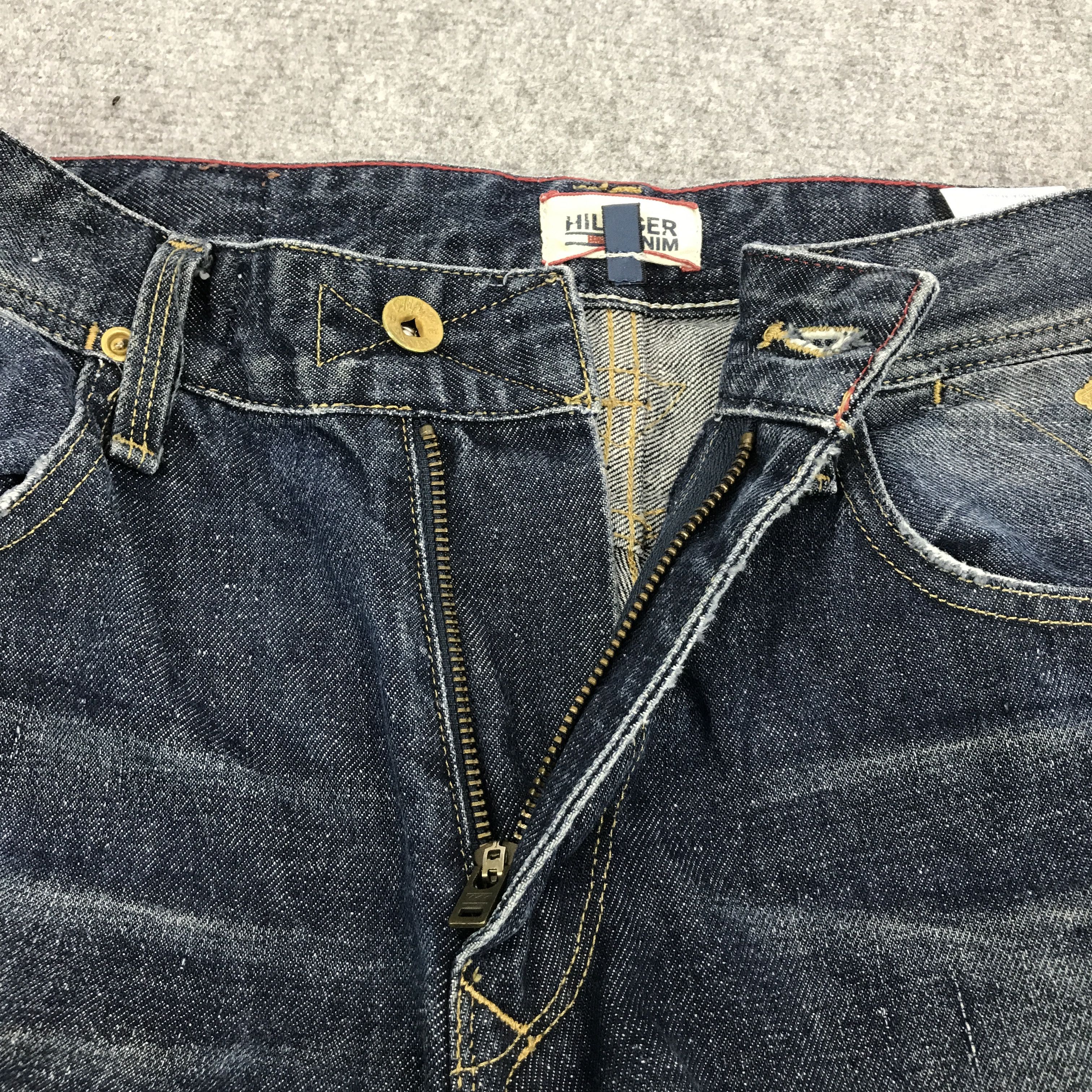 Tommy Hilfiger Denim tommy hilfiger distressed jean pants Size US 32 / EU 48 - 7 Thumbnail