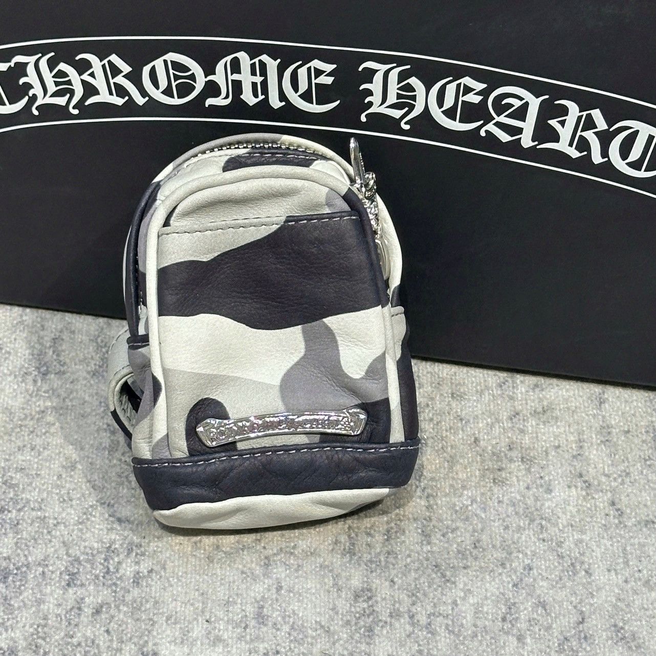 Chrome Hearts Chrome Hearts Wristhim Back Pack Camo White Size ONE SIZE - 1 Thumbnail