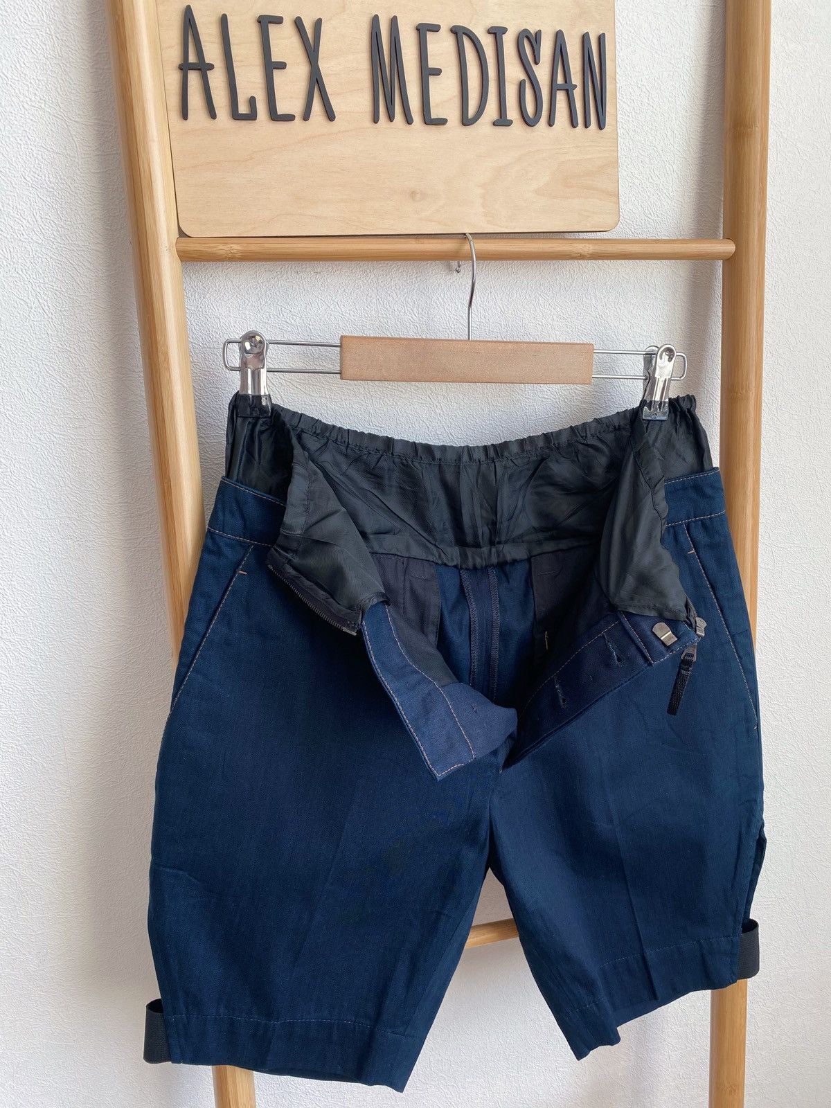 Prada New Prada Shorts Size 25 Size 25" / US 0 / IT 36 - 16 Thumbnail