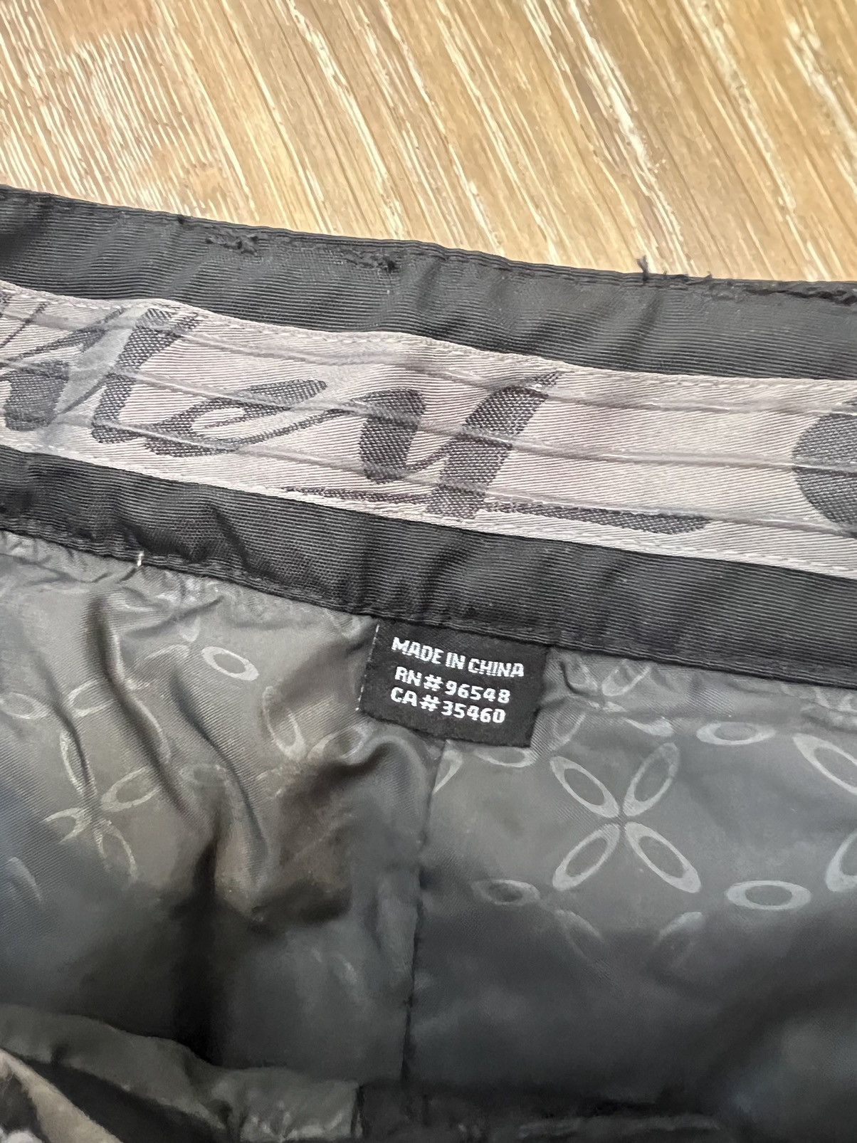 Oakley Vintage y2k oakley snowboard pants Size 28" / US 6 / IT 42 - 3 Thumbnail