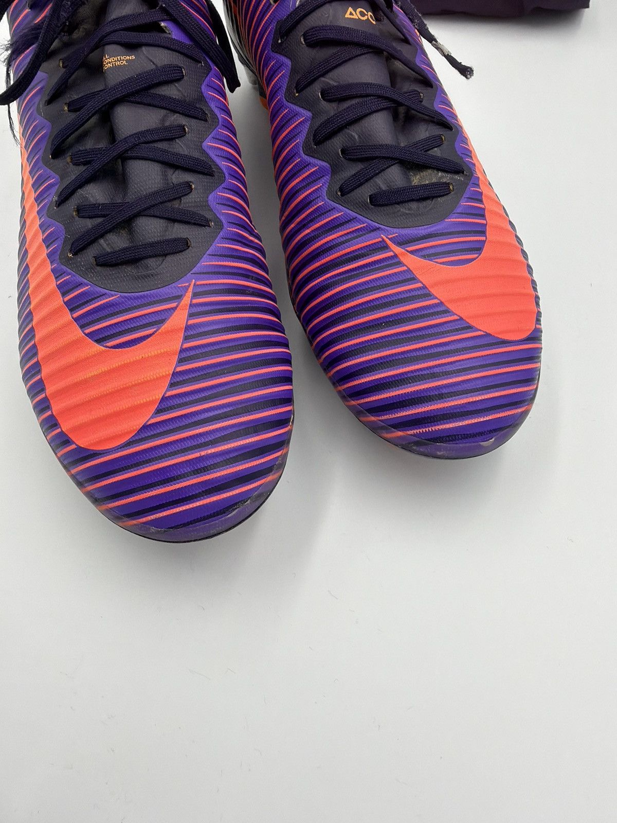 Nike Nike Mercurial Vapor 11 Purple Football Soccer Cleats US9 Size US 9 / EU 42 - 9 Thumbnail