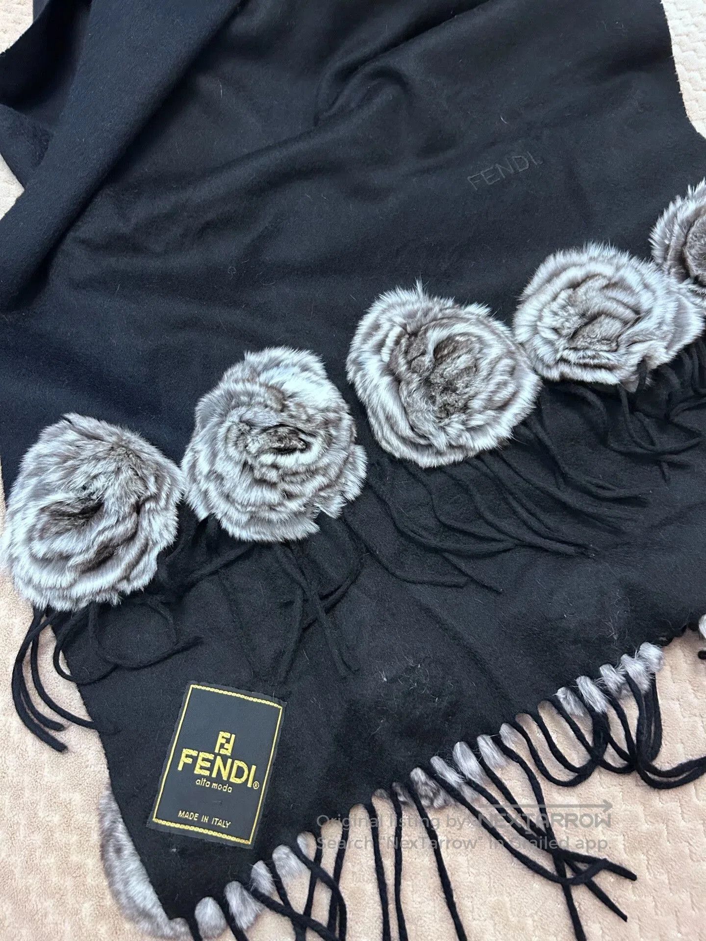 Fendi Fendi Totoro Cashmere Shawl. Size ONE SIZE - 1 Thumbnail