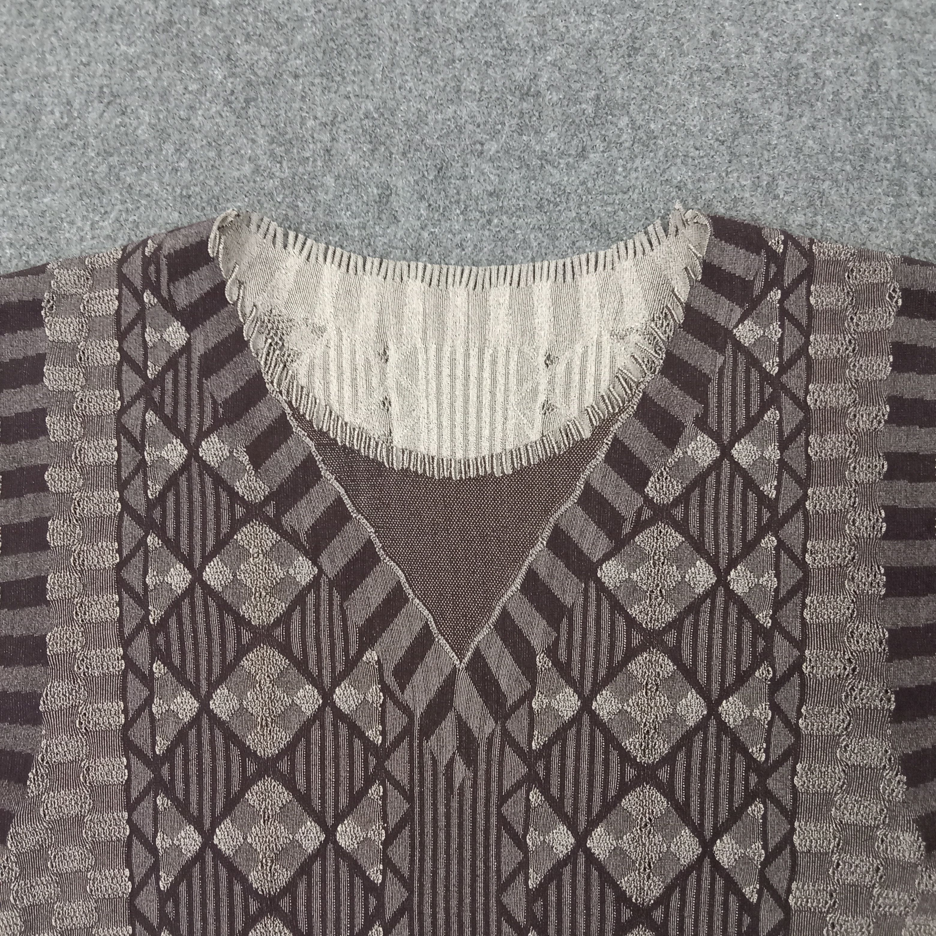 Pleats Please Issey Miyake Pleats Please by Issey Miyake Designer Tshirt C259N54 Size XS / US 0-2 / IT 36-38 - 2 Thumbnail