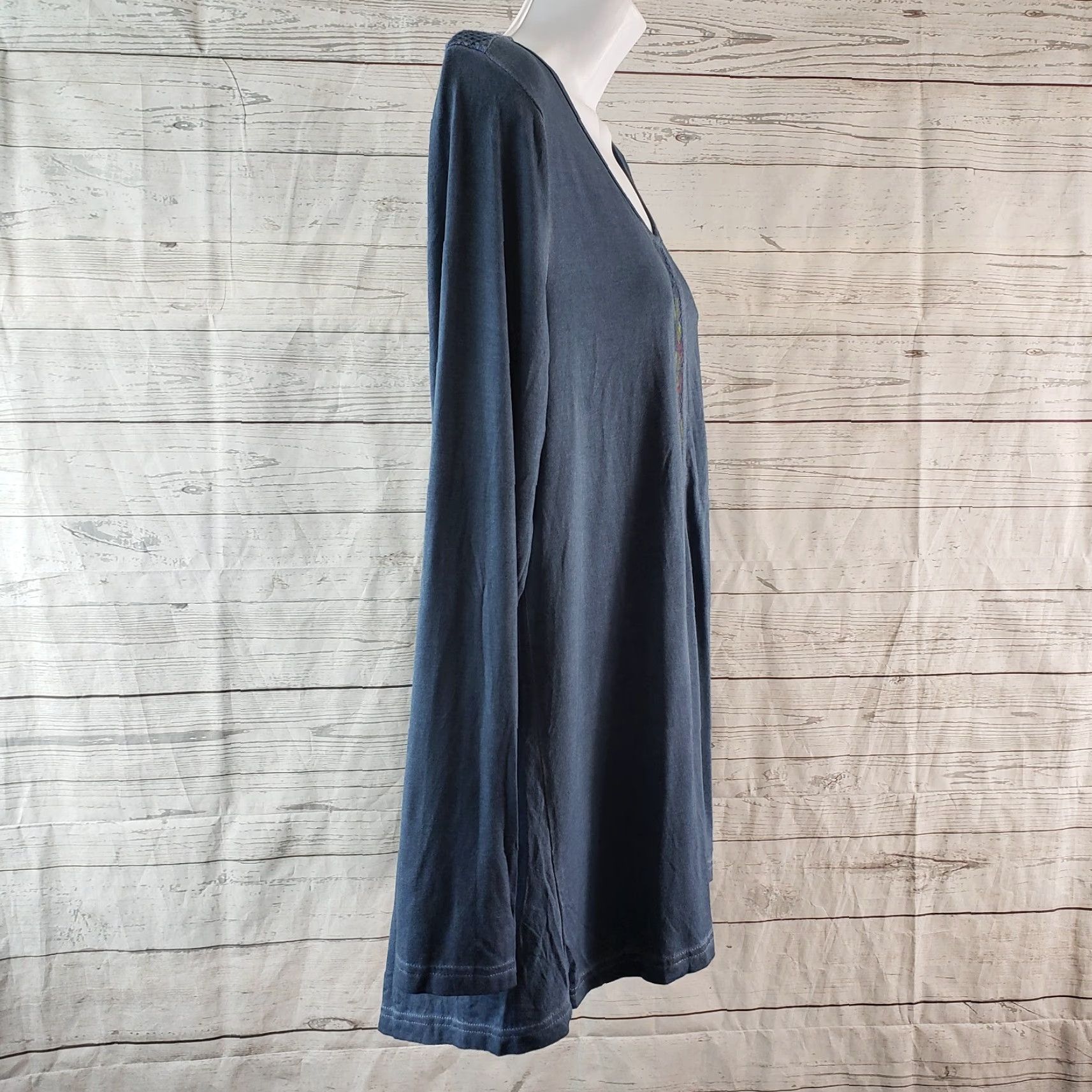 Vintage Monoreno Womens Blouse Long Sleeve Size M Blue Embroidered Floral Rayon Blend Shirt Size M / US 6-8 / IT 42-44 - 3 Thumbnail