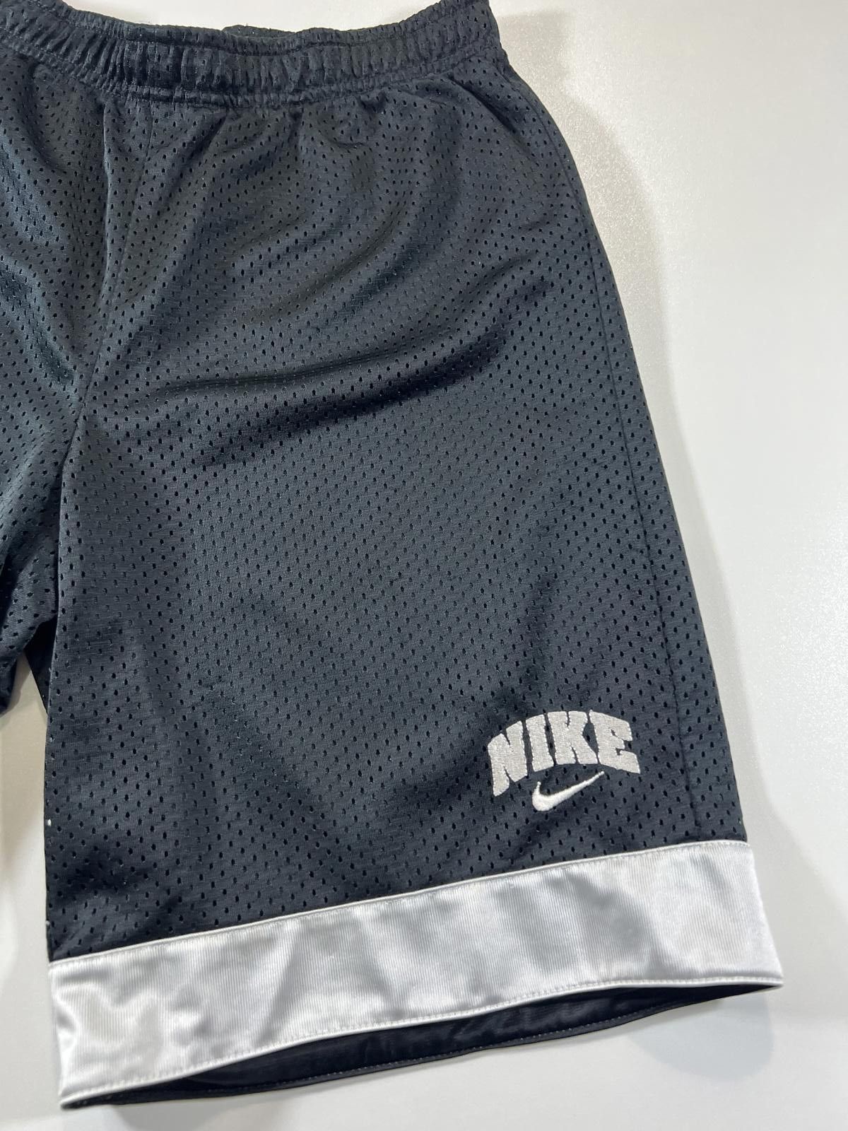 Nike Nike Black Mesh Athletic Shorts with Silver Trim Size US 32 / EU 48 - 2 Thumbnail