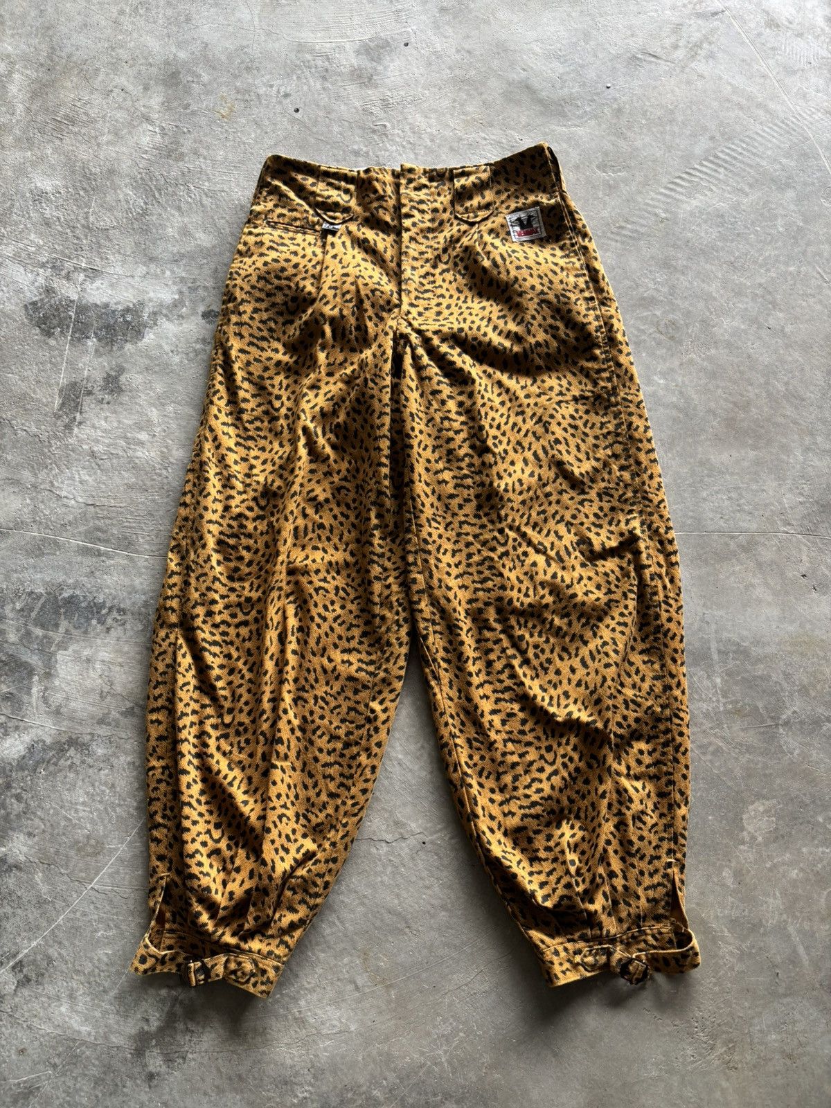 20471120 × Hysteric Glamour × Japanese Brand CRAZY VEMMAX CHEETAH LEOPARD NIKKAPOKKA TOBI PANTS JAPANESE Size US 30 / EU 46 - 1 Thumbnail