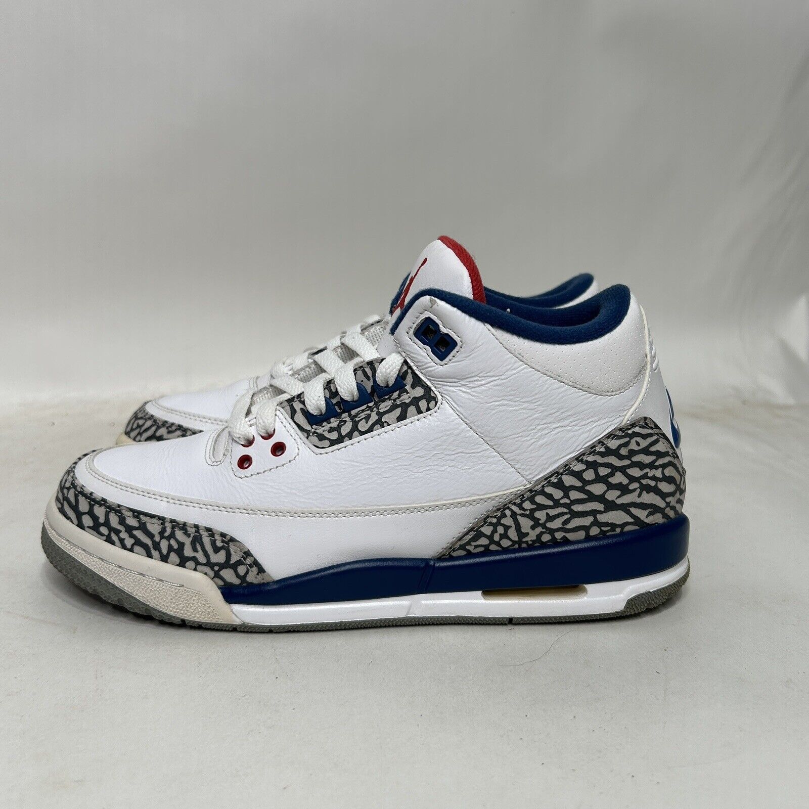 Jordan Brand Nike Shoes Air Jordan 3 Retro BG “True Blue” 2024 Size US 8.5 / IT 38.5 - 6 Thumbnail
