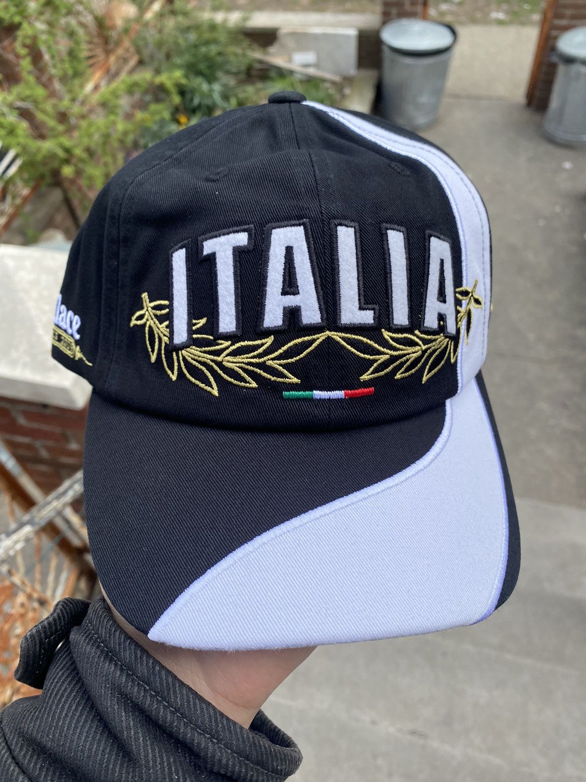 image of Palace Italia 6-Panel in Black, Men's